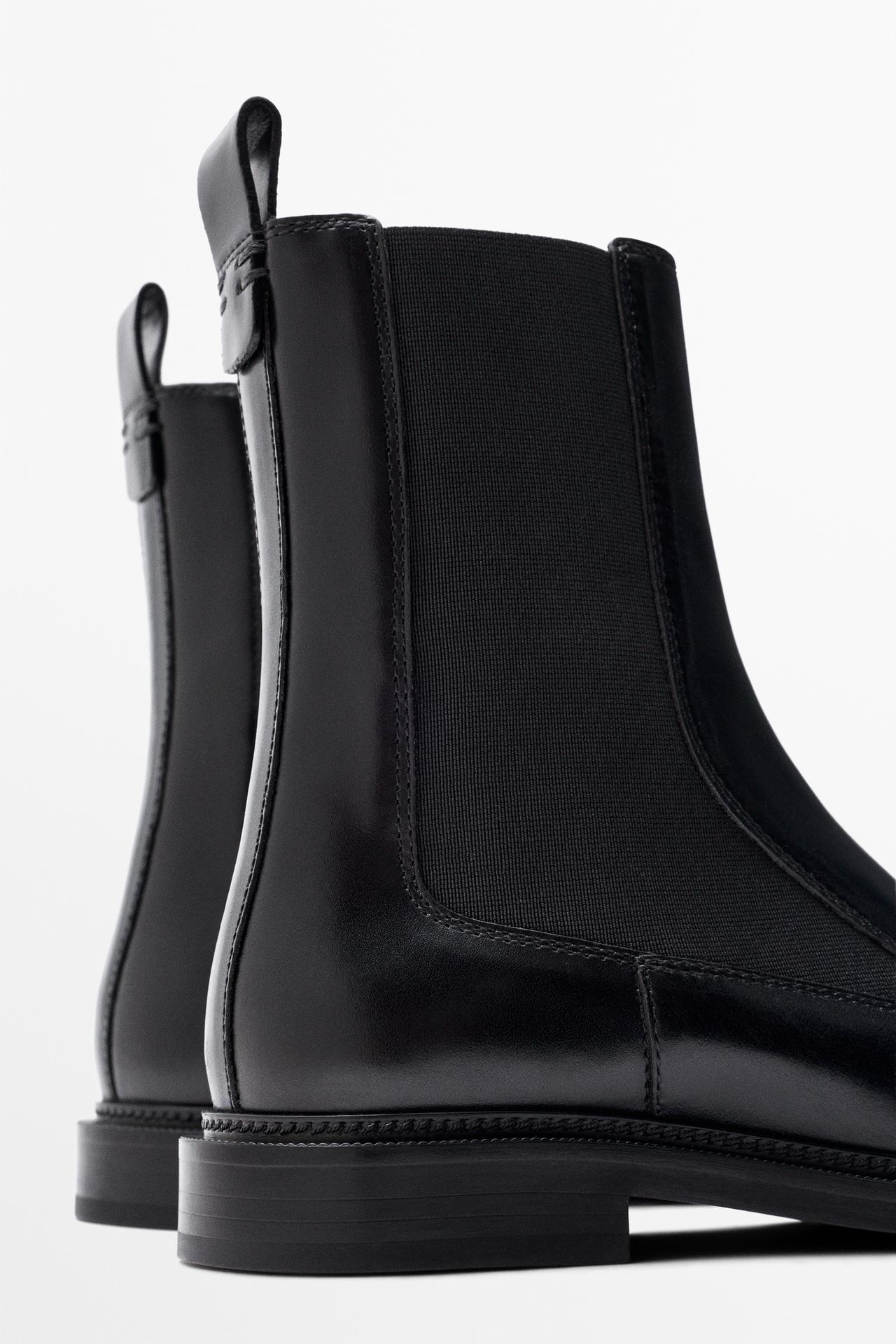 Flat leather Chelsea boots — BLACK