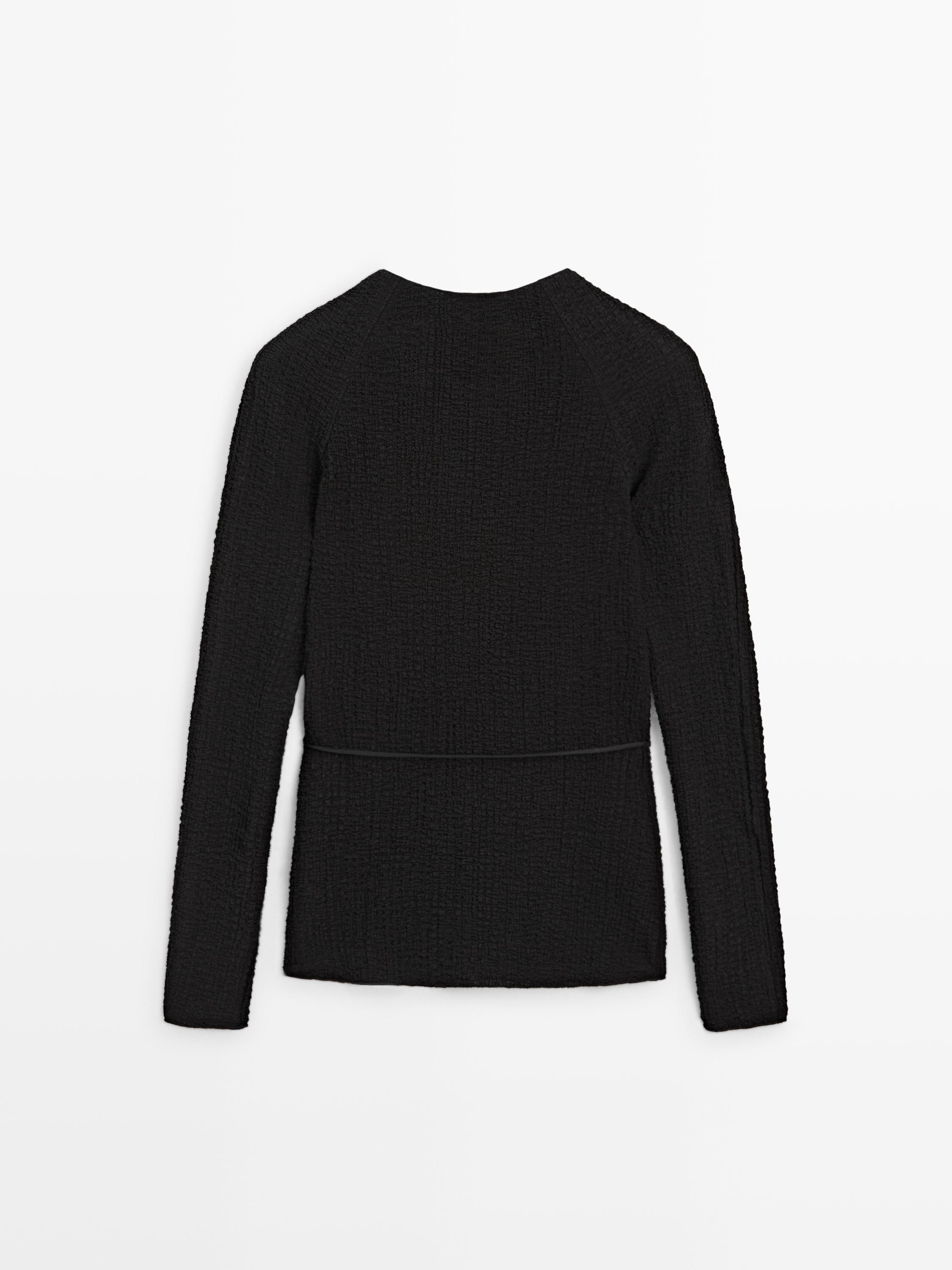 Camiseta detalle lazada