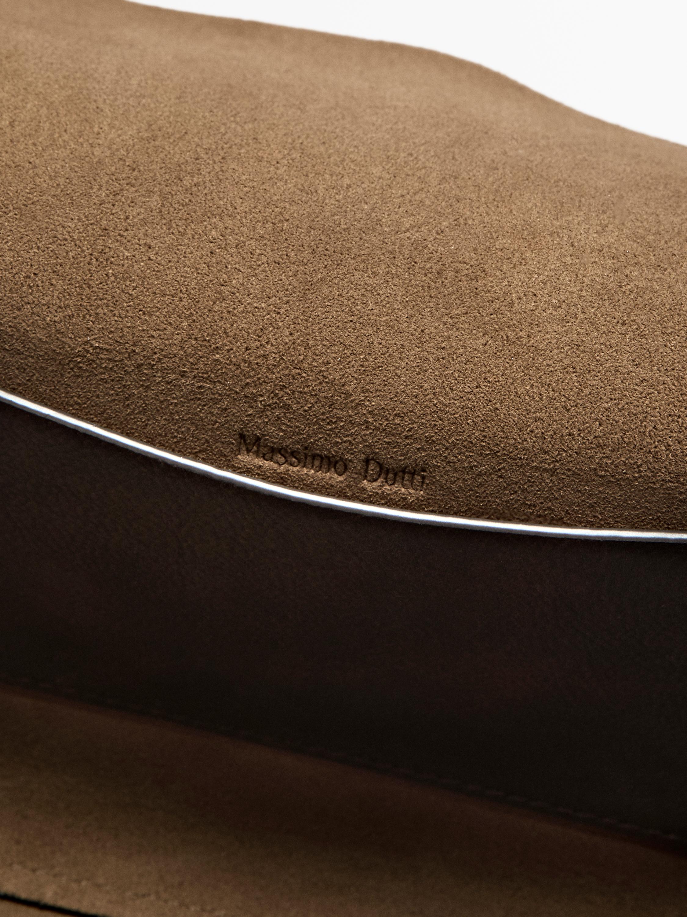 Nappa leather toiletry bag — BROWN