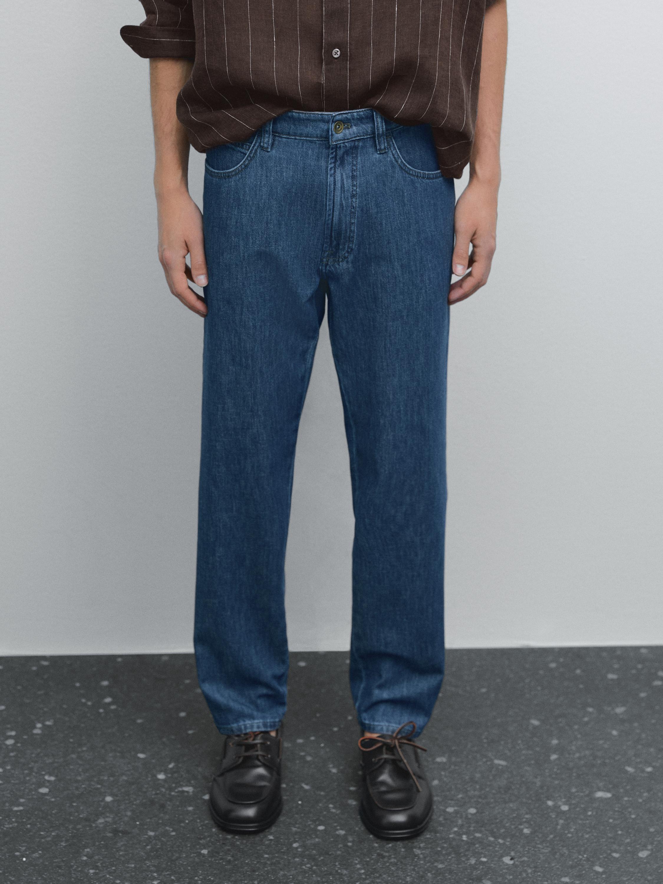 Lightweight tapered fit jeans