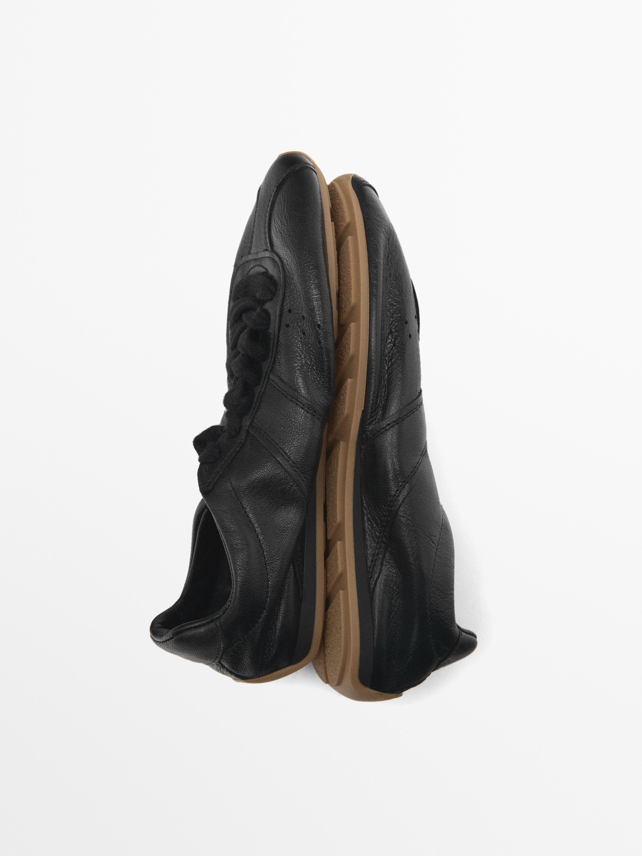 Sneakers souples à rabat