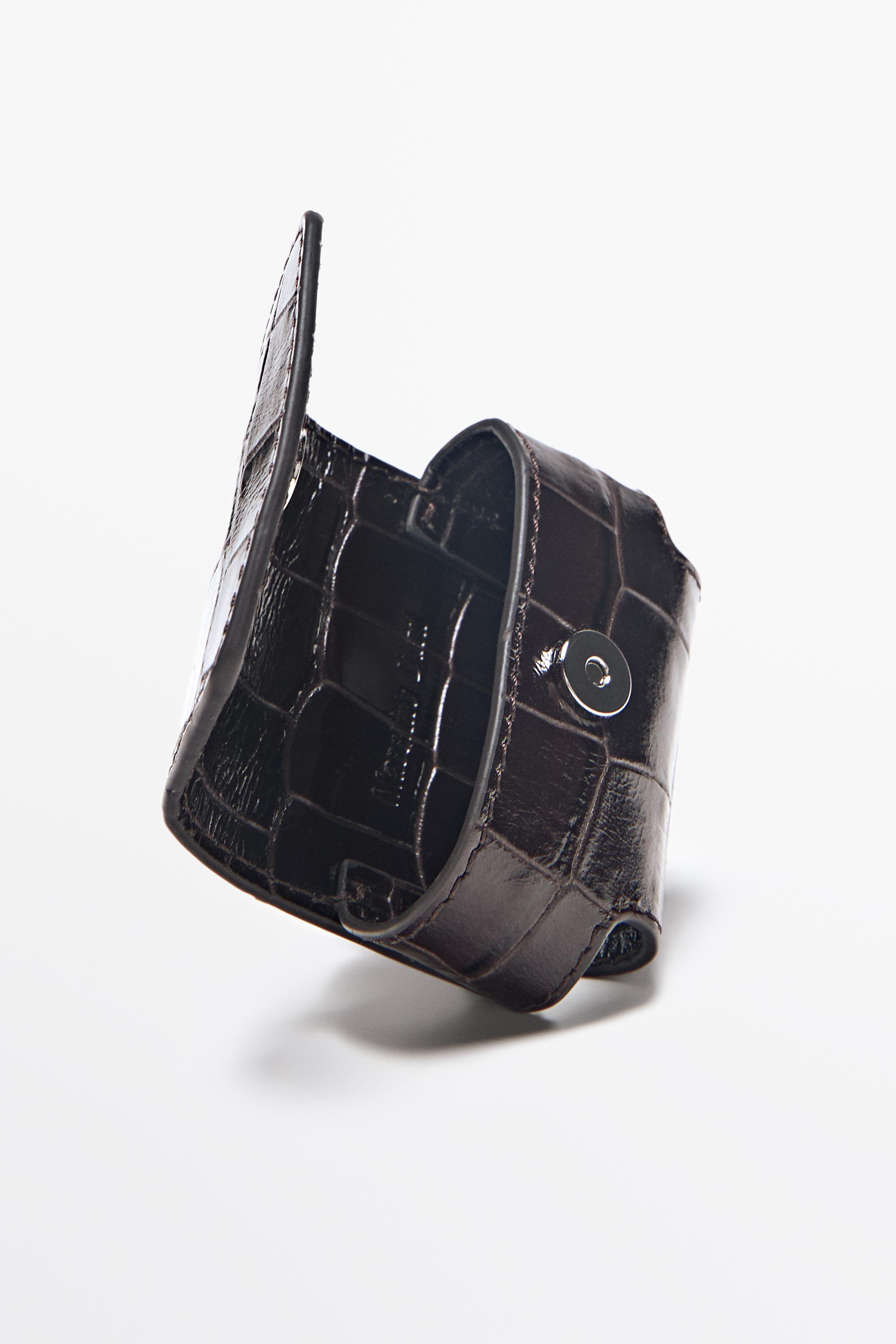 Textured leather AirPods case