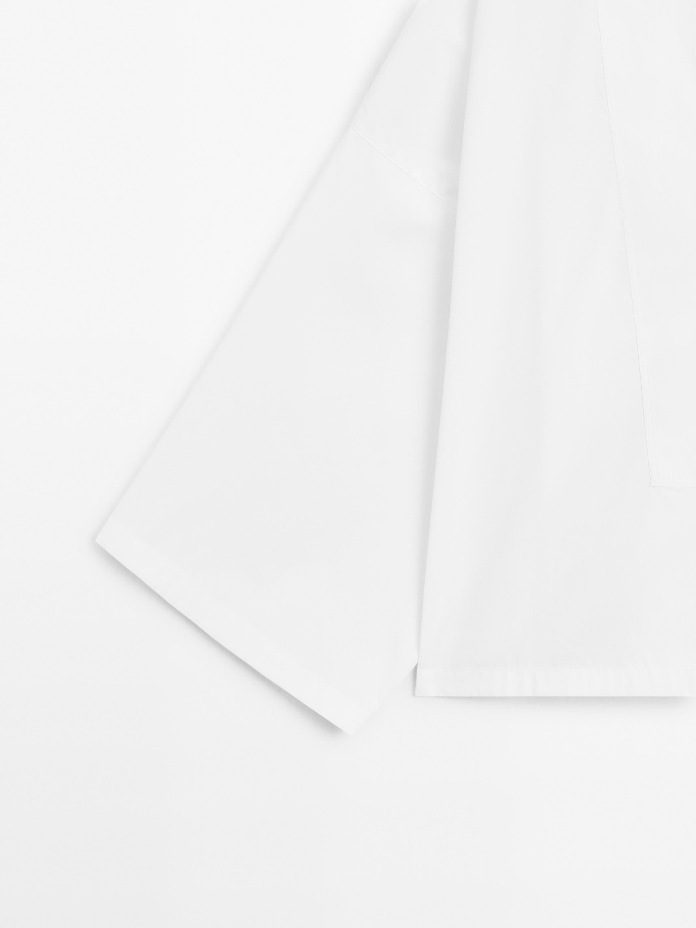100% cotton blouse with button-up front