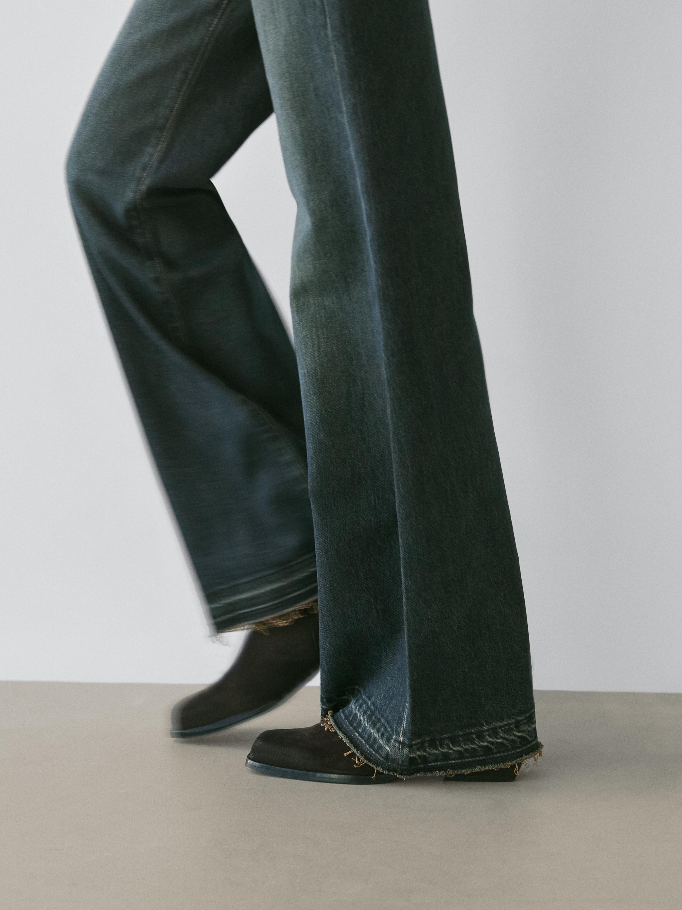 Mid-rise bell bottom jeans — Dark blue
