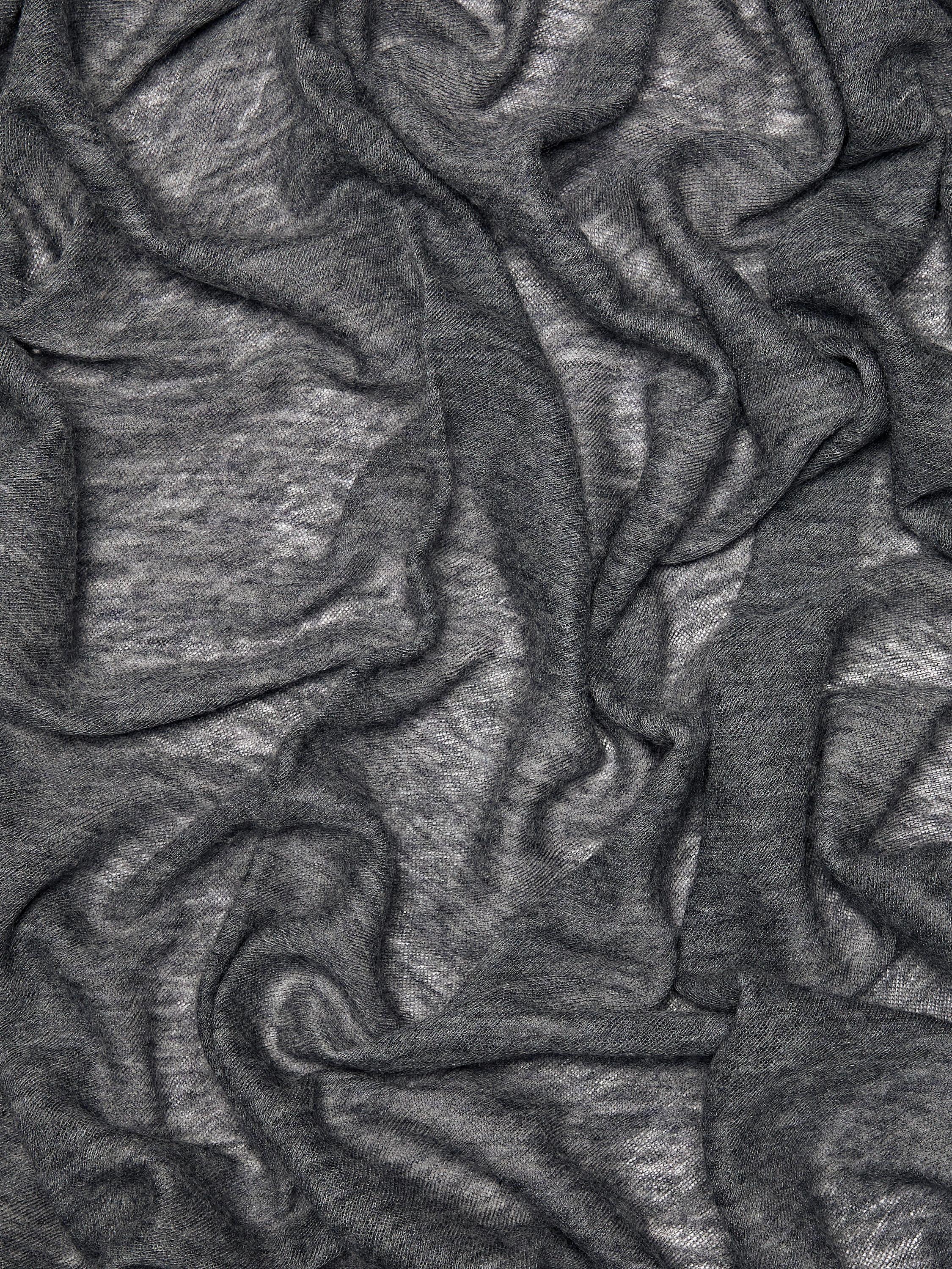 100% cashmere scarf