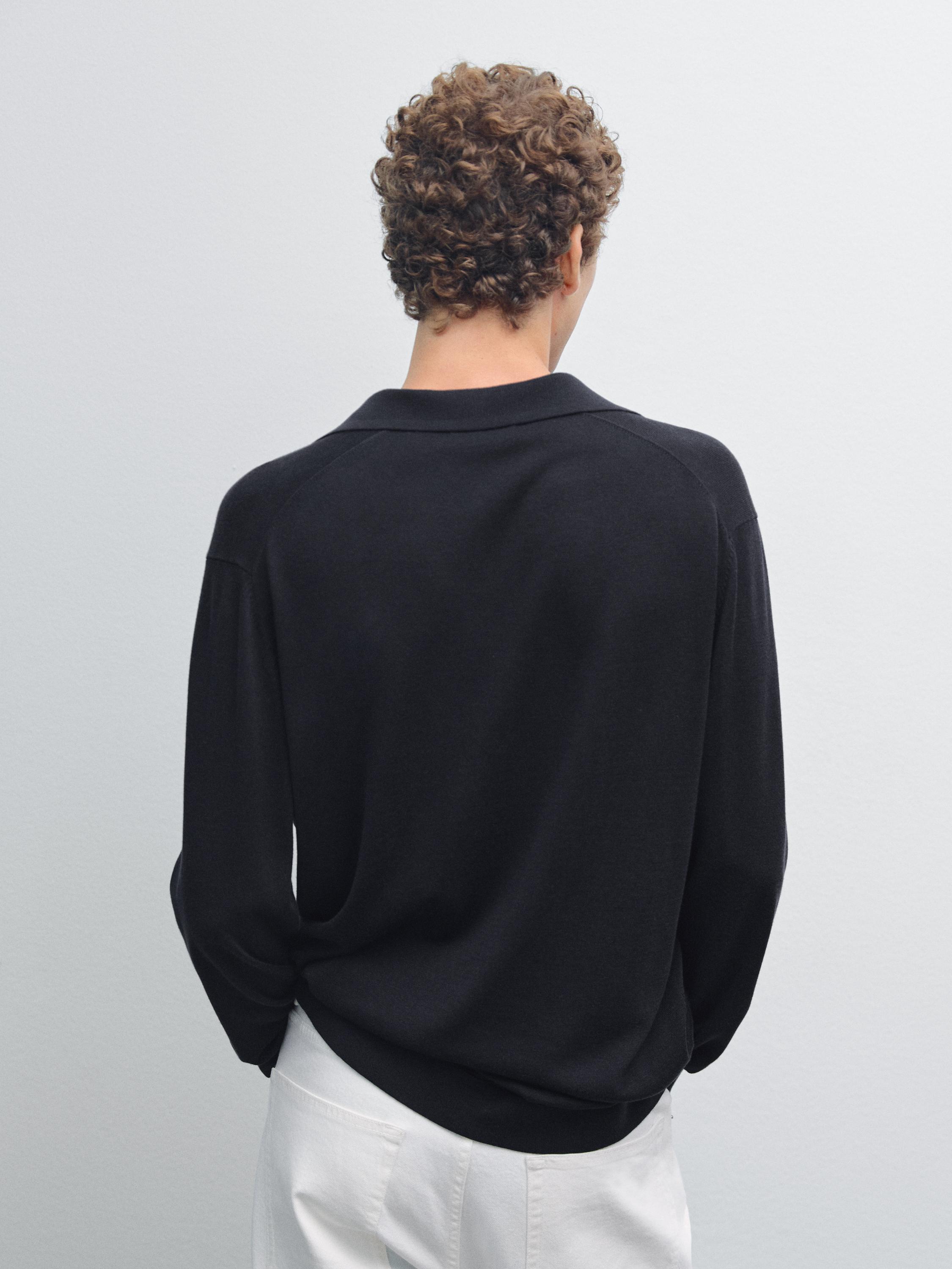 Knit sweater with a polo collar