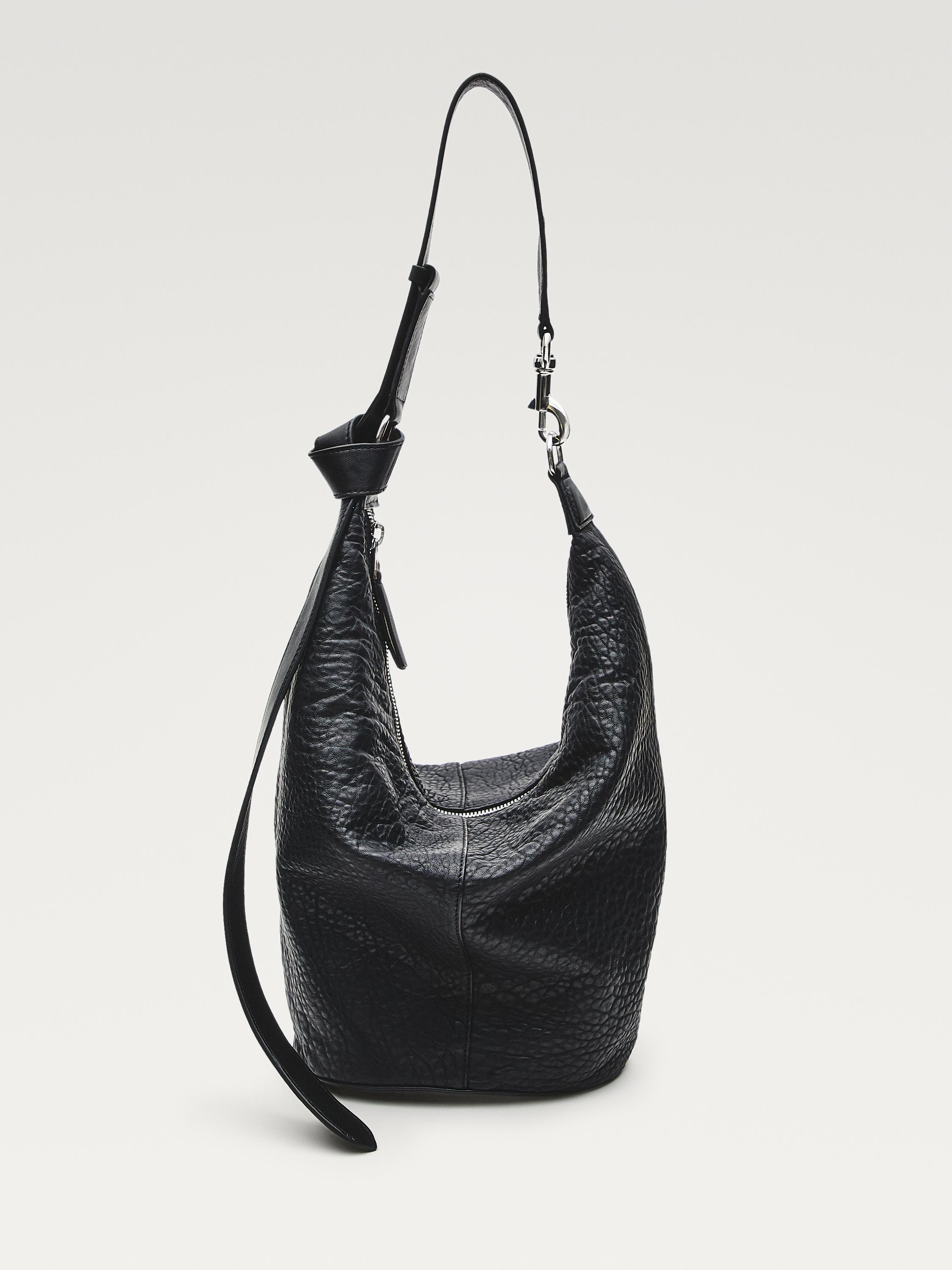 Sac seau en cuir nappa