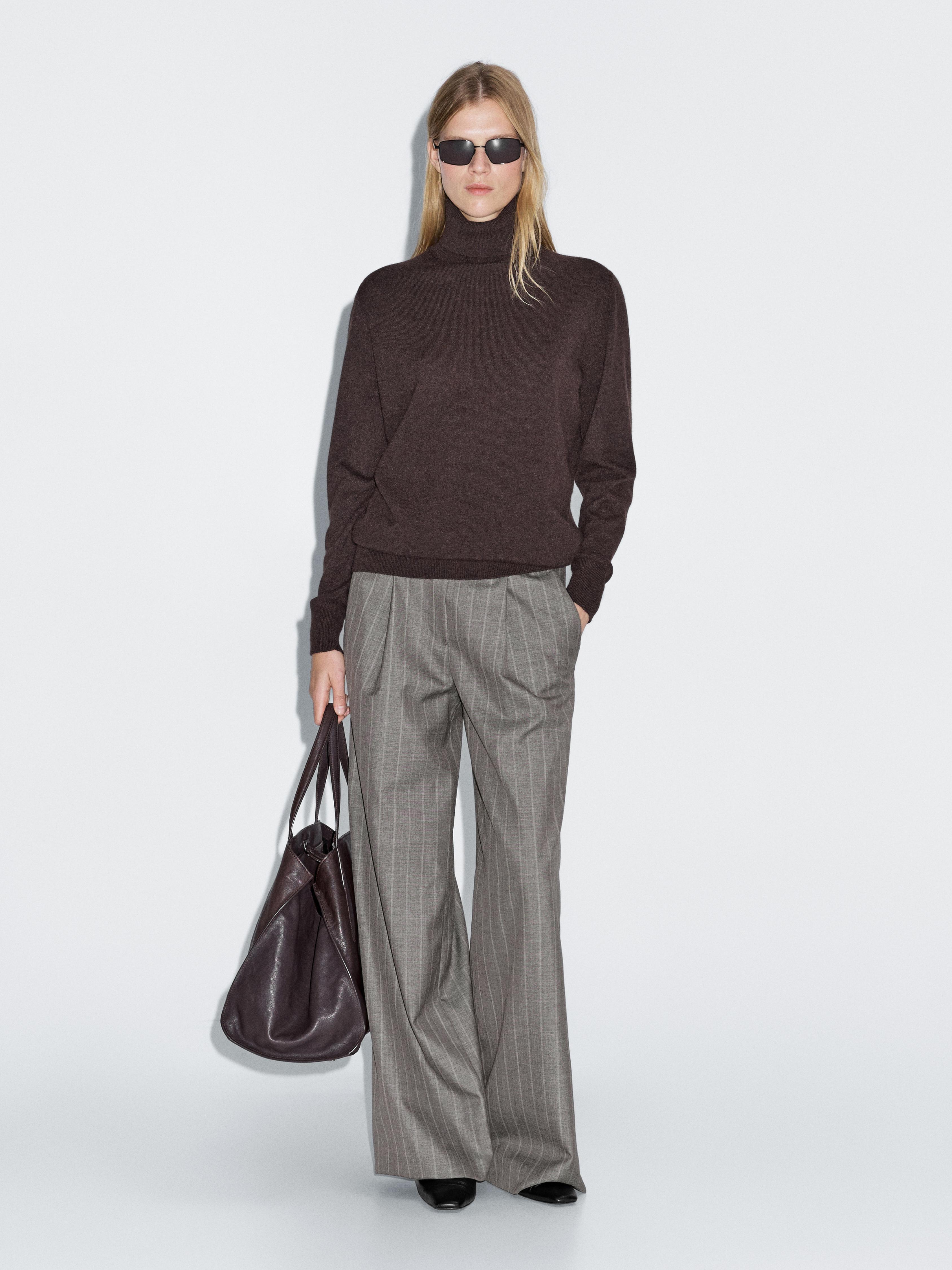 Spodnie w prążki ze 100% wełny