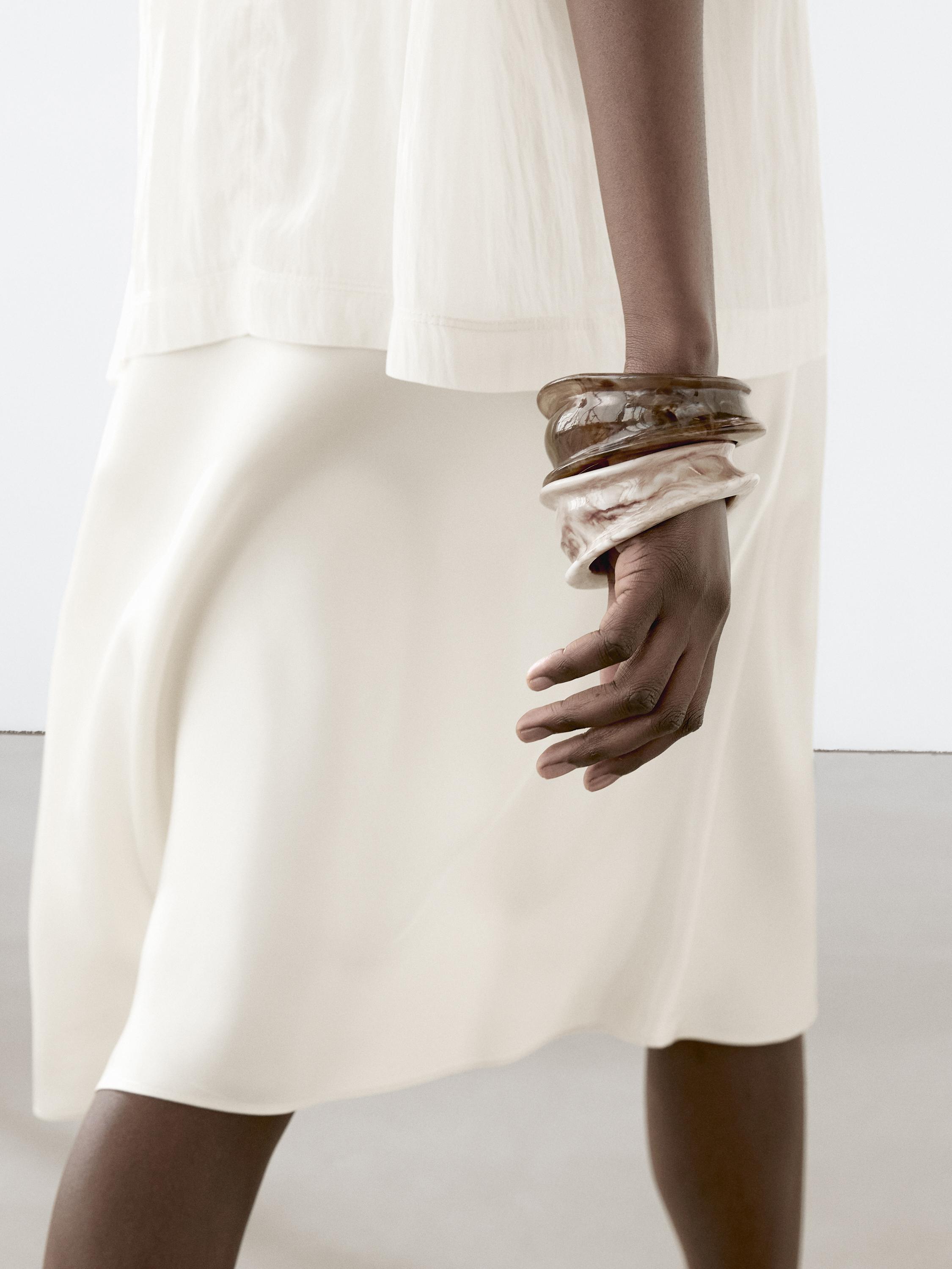 Flowing satin-effect skirt