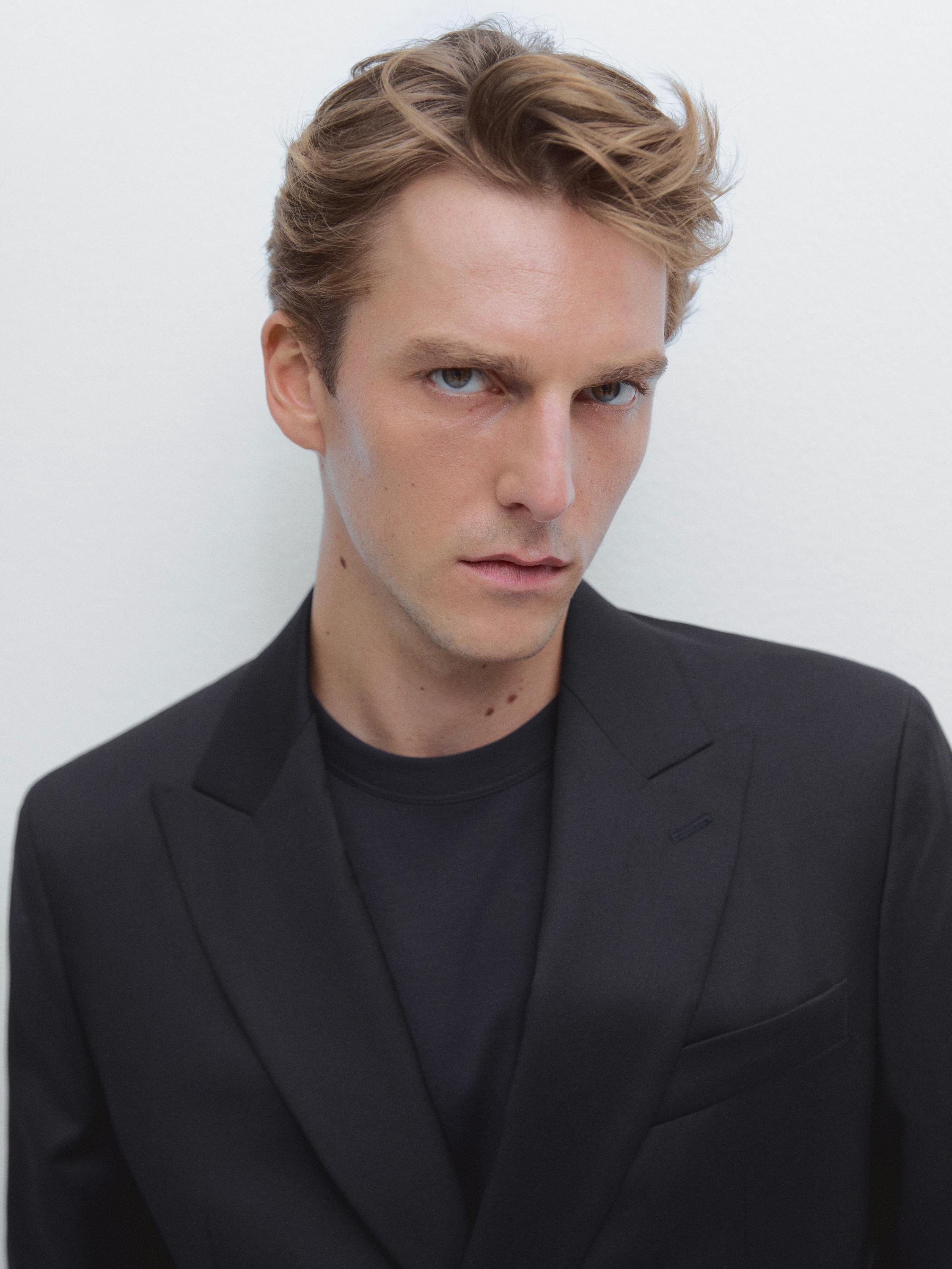 100% wool double-breasted blazer