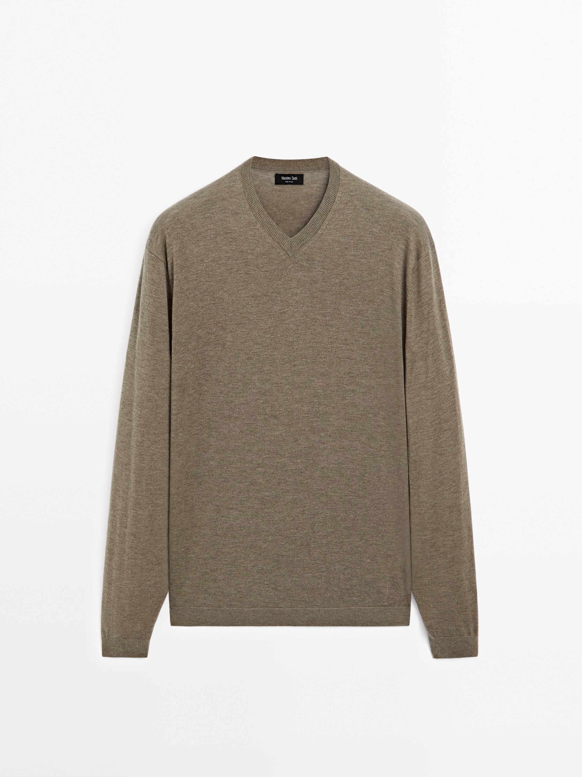 Knit wool blend sweater
