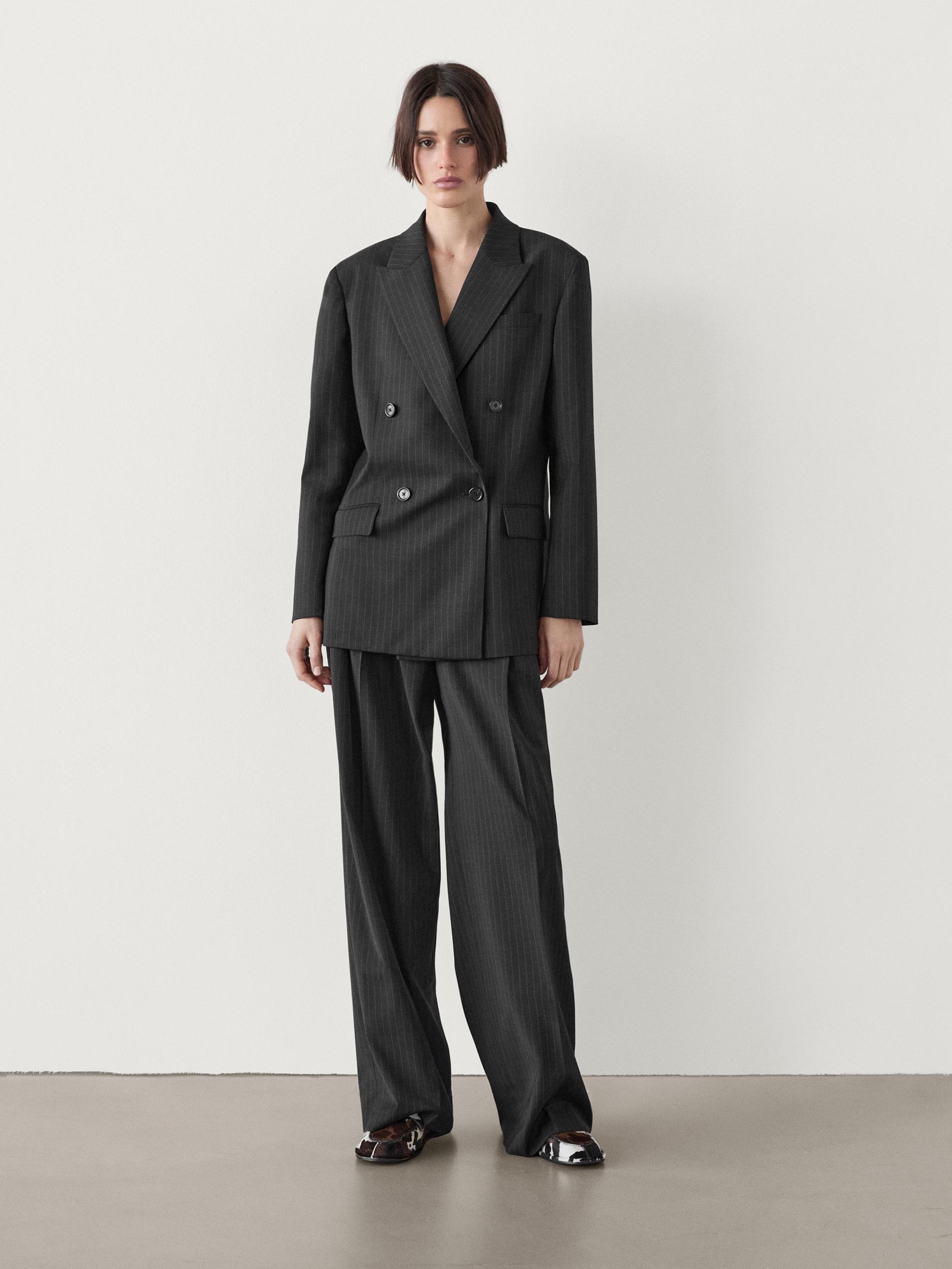 Pantalon à rayures à pinces - STUDIO · Noir · Pantalons | Massimo Dutti