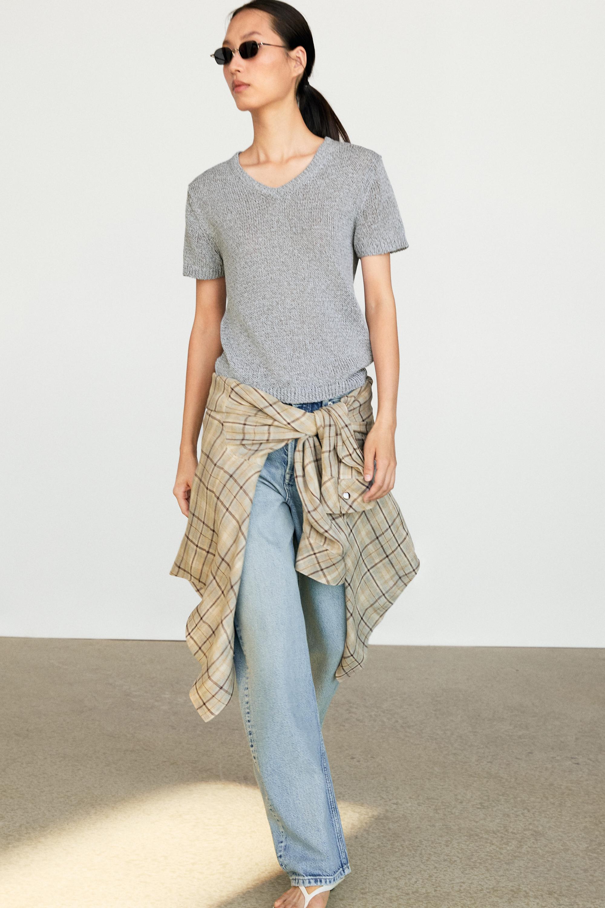 Short sleeve knit top — BLUISH