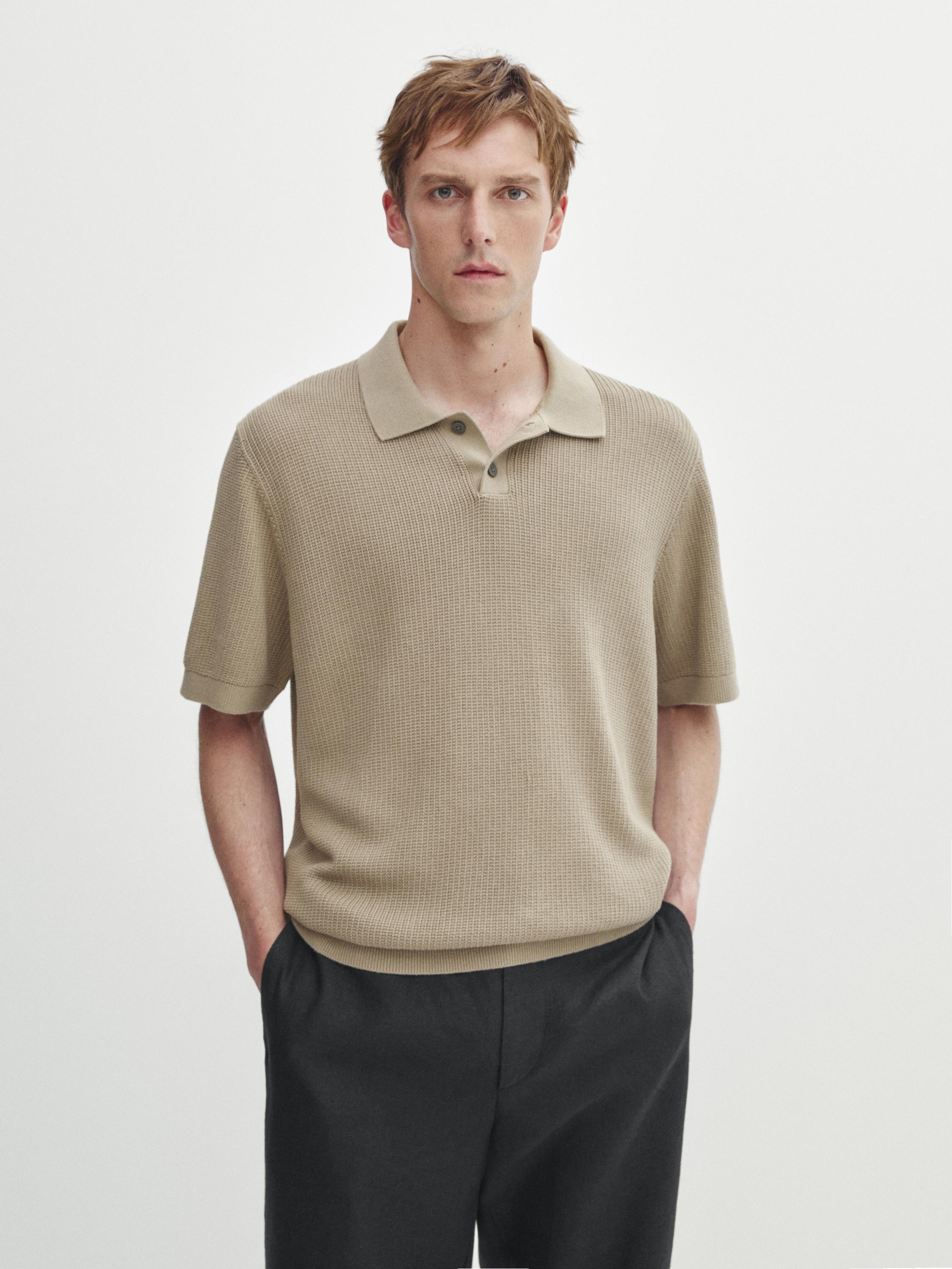 Short sleeve knit polo shirt