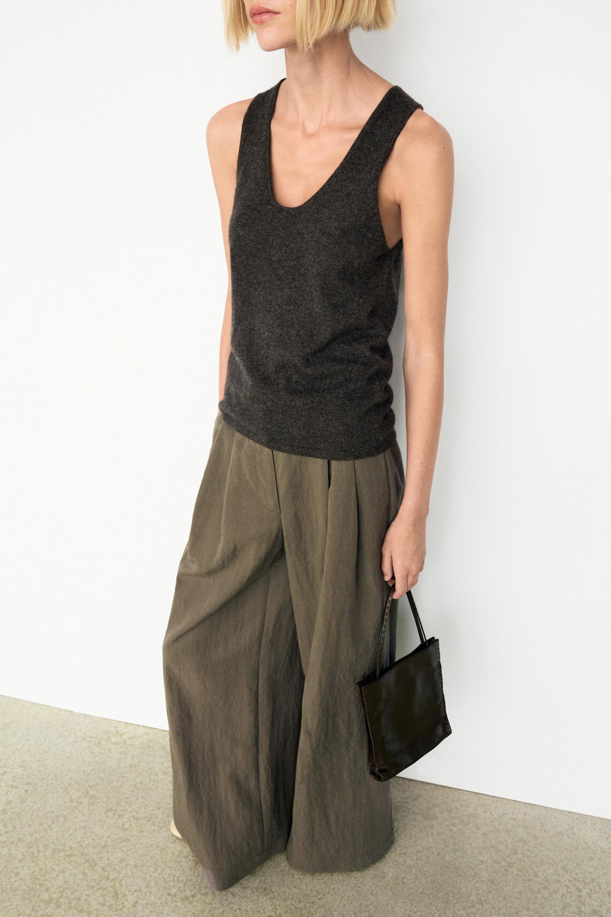 100% Cashmere Knit Top — GREY