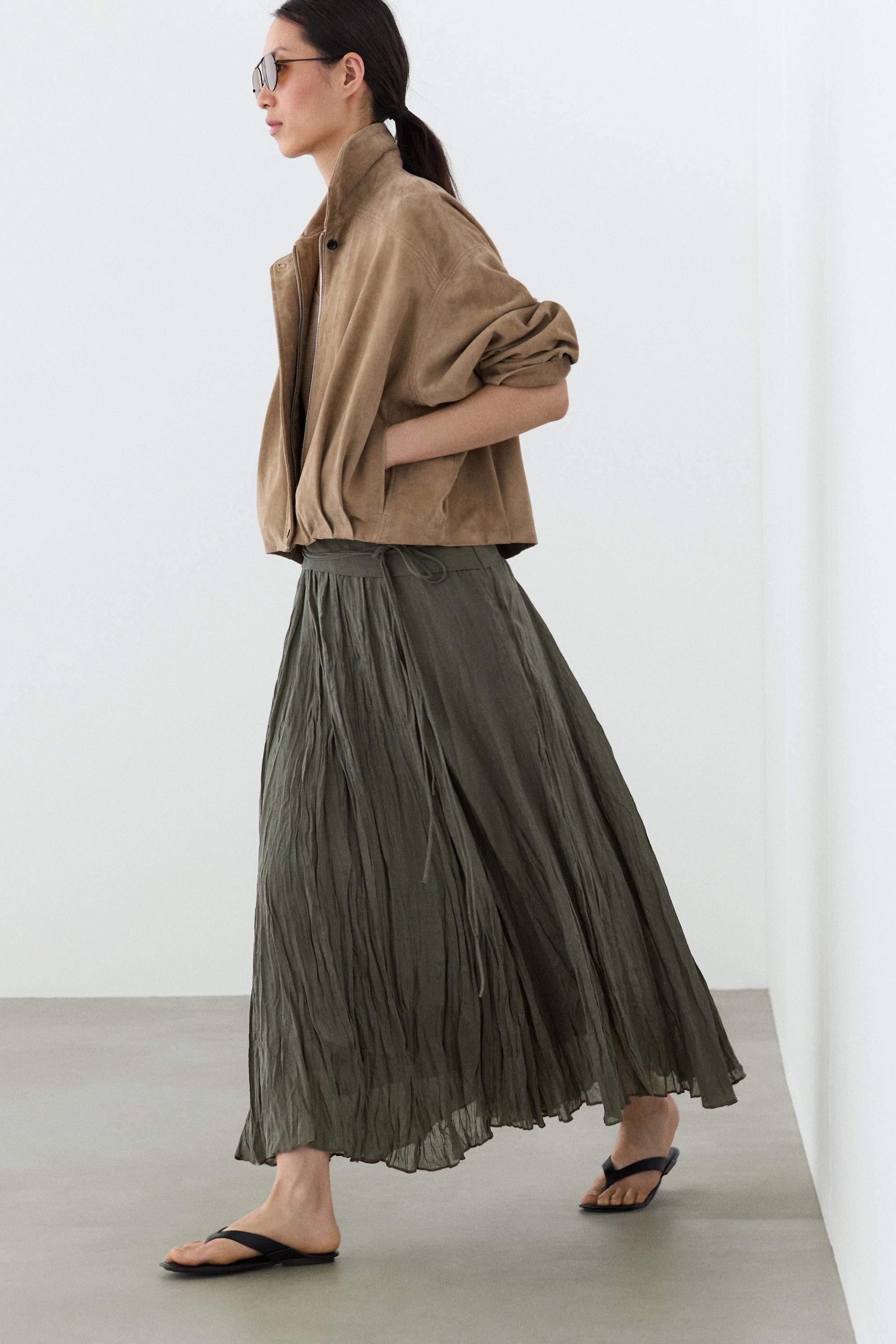 Ramie blend midi skirt with gathered detail — GREEN