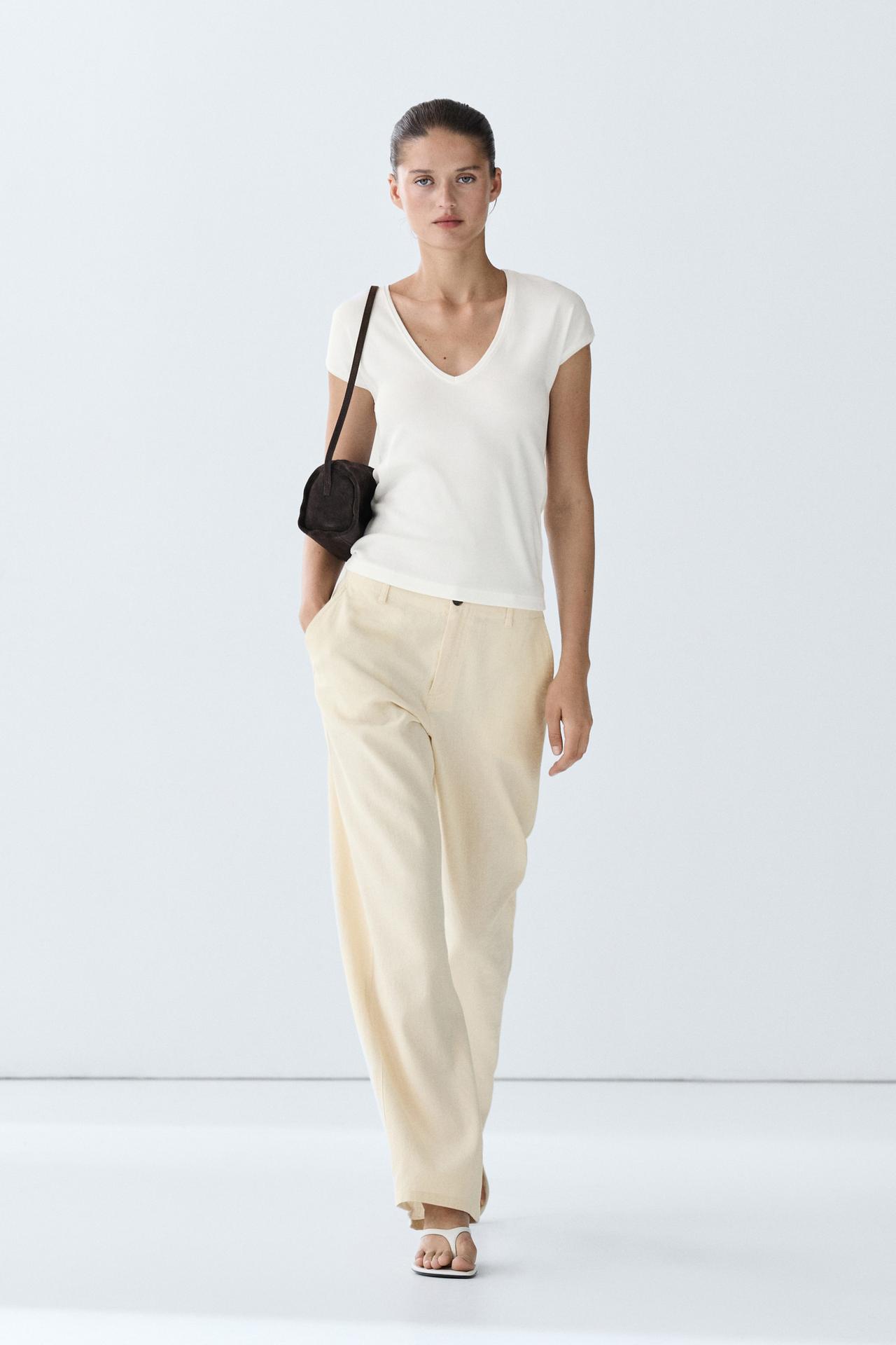 V-neck T-shirt — Off white