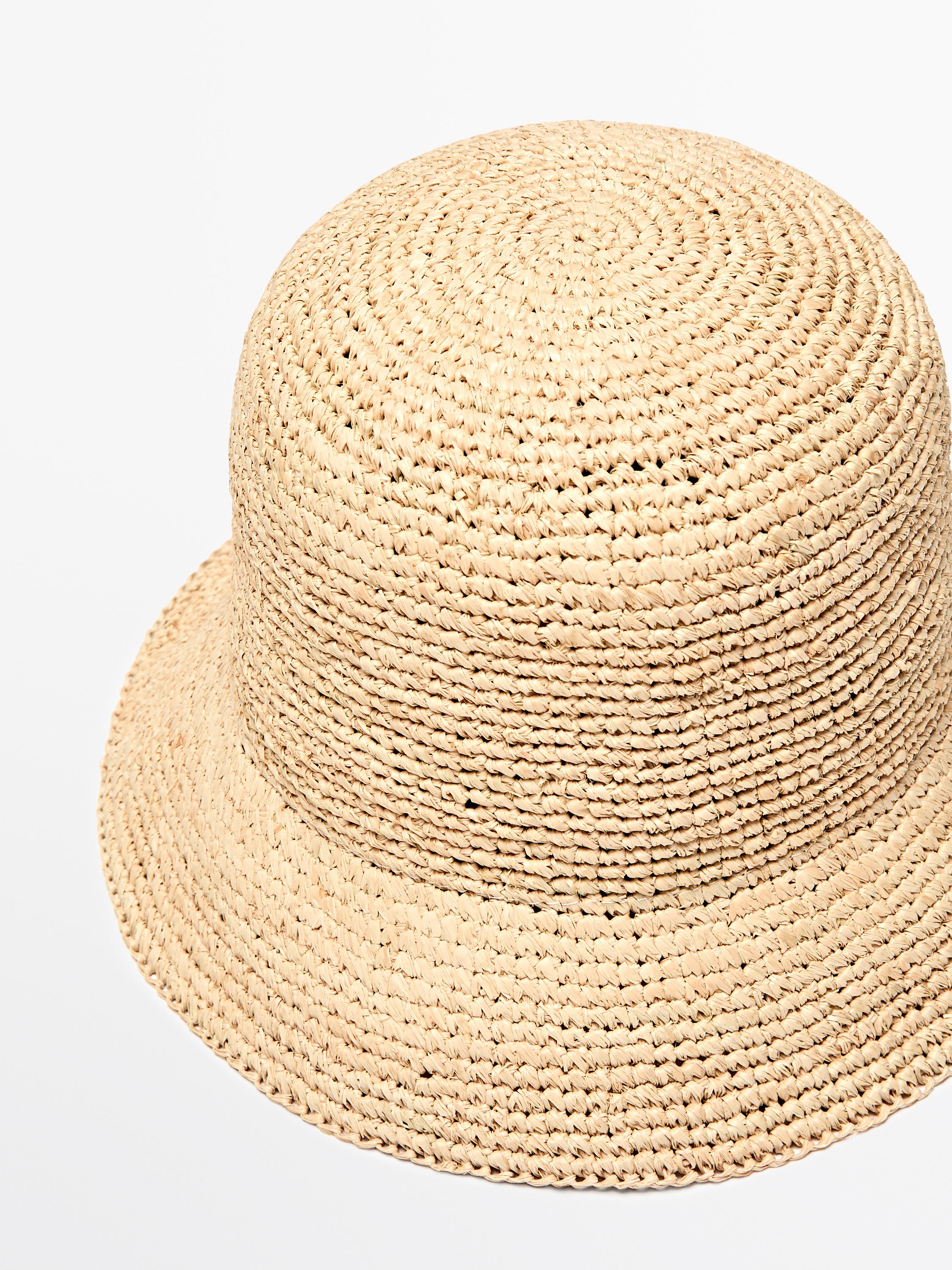 Raffia bucket hat — CREAM
