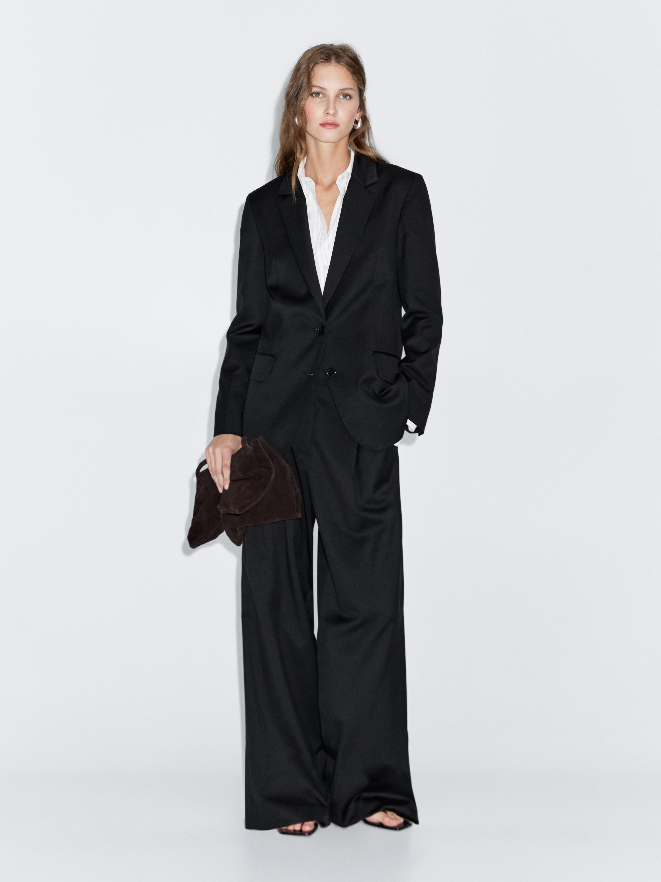 100% extra fine wool two-button blazer — BLACK
