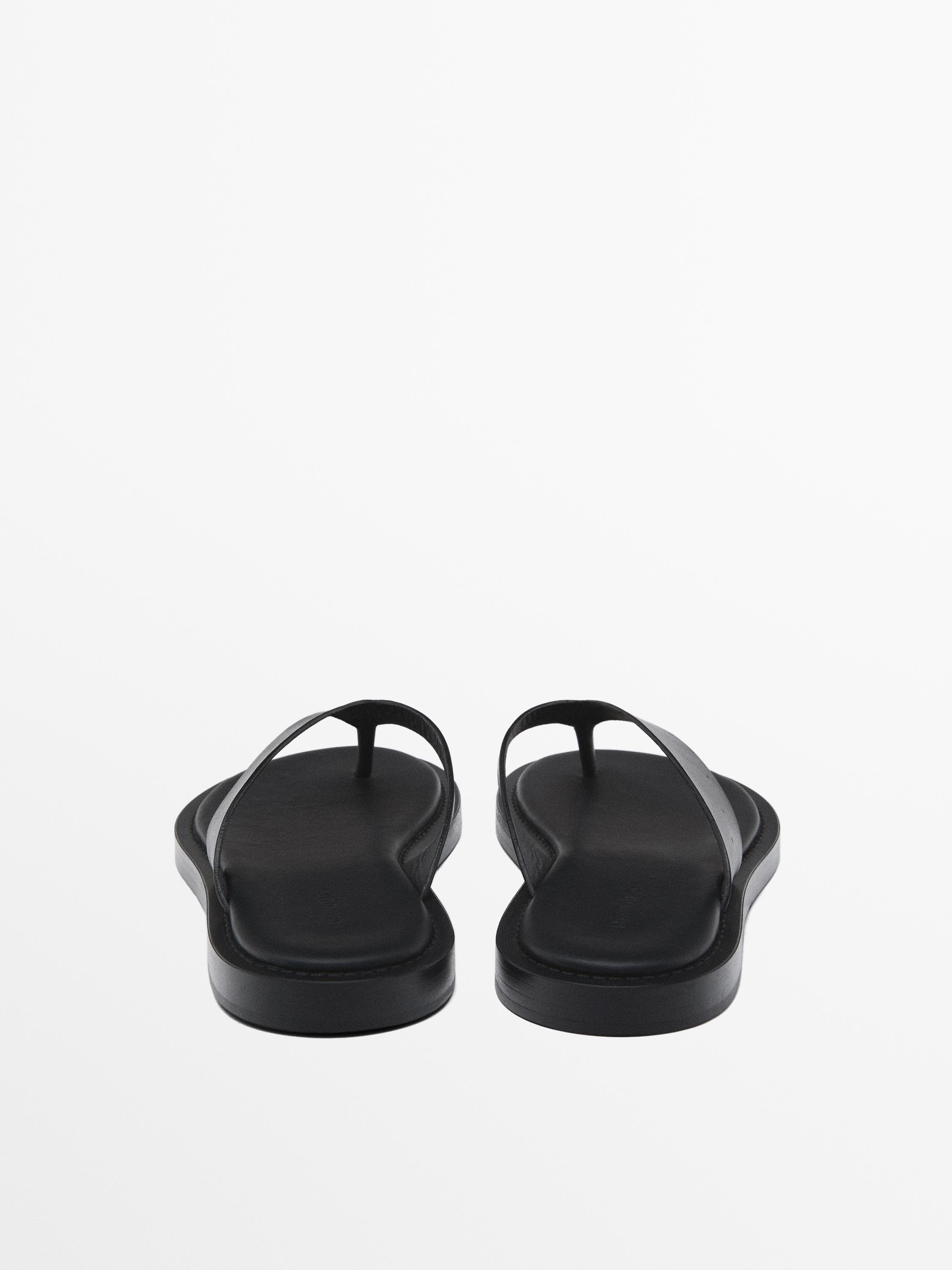 Thong sandals