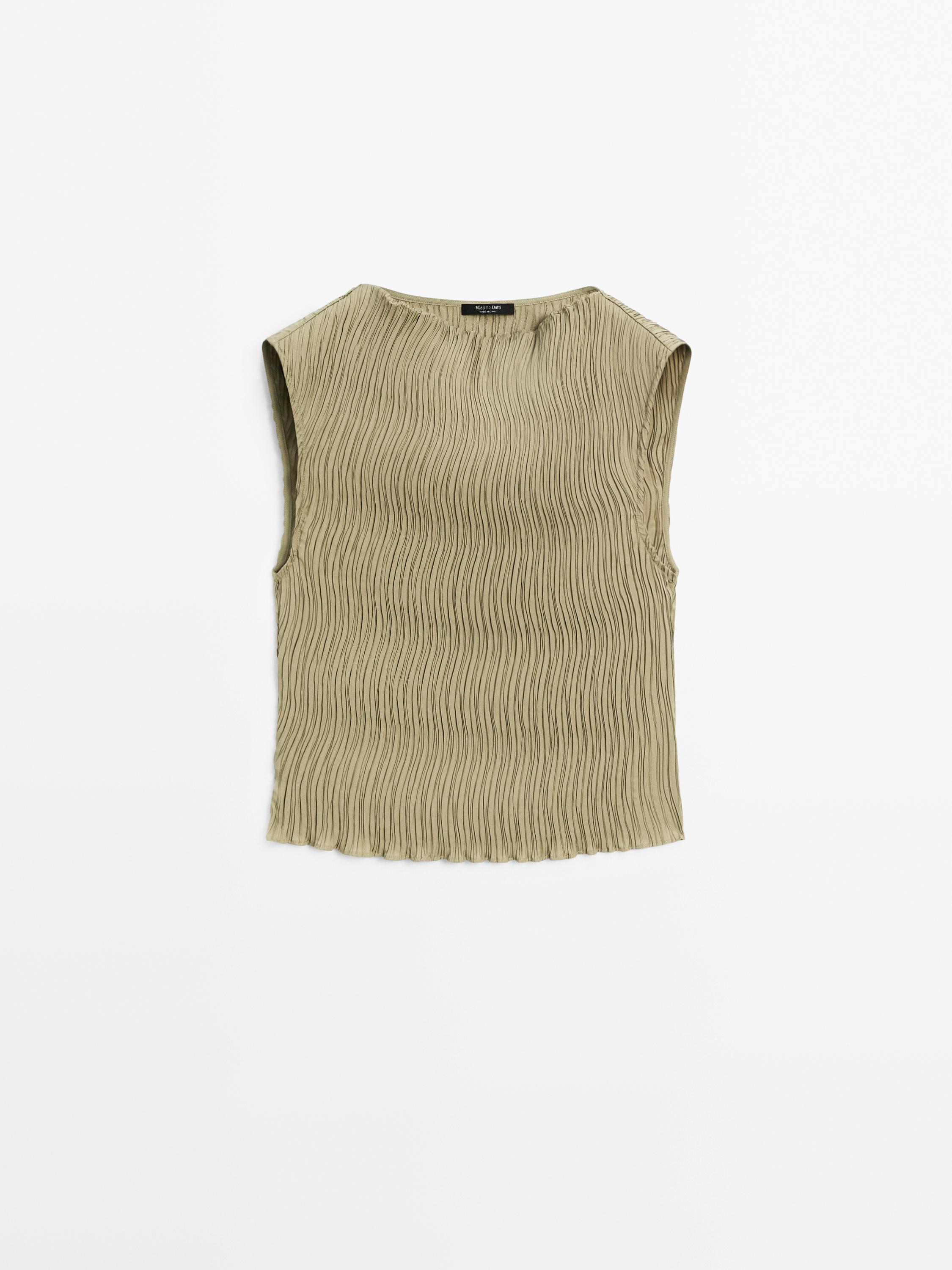 Creased-effect pleated top