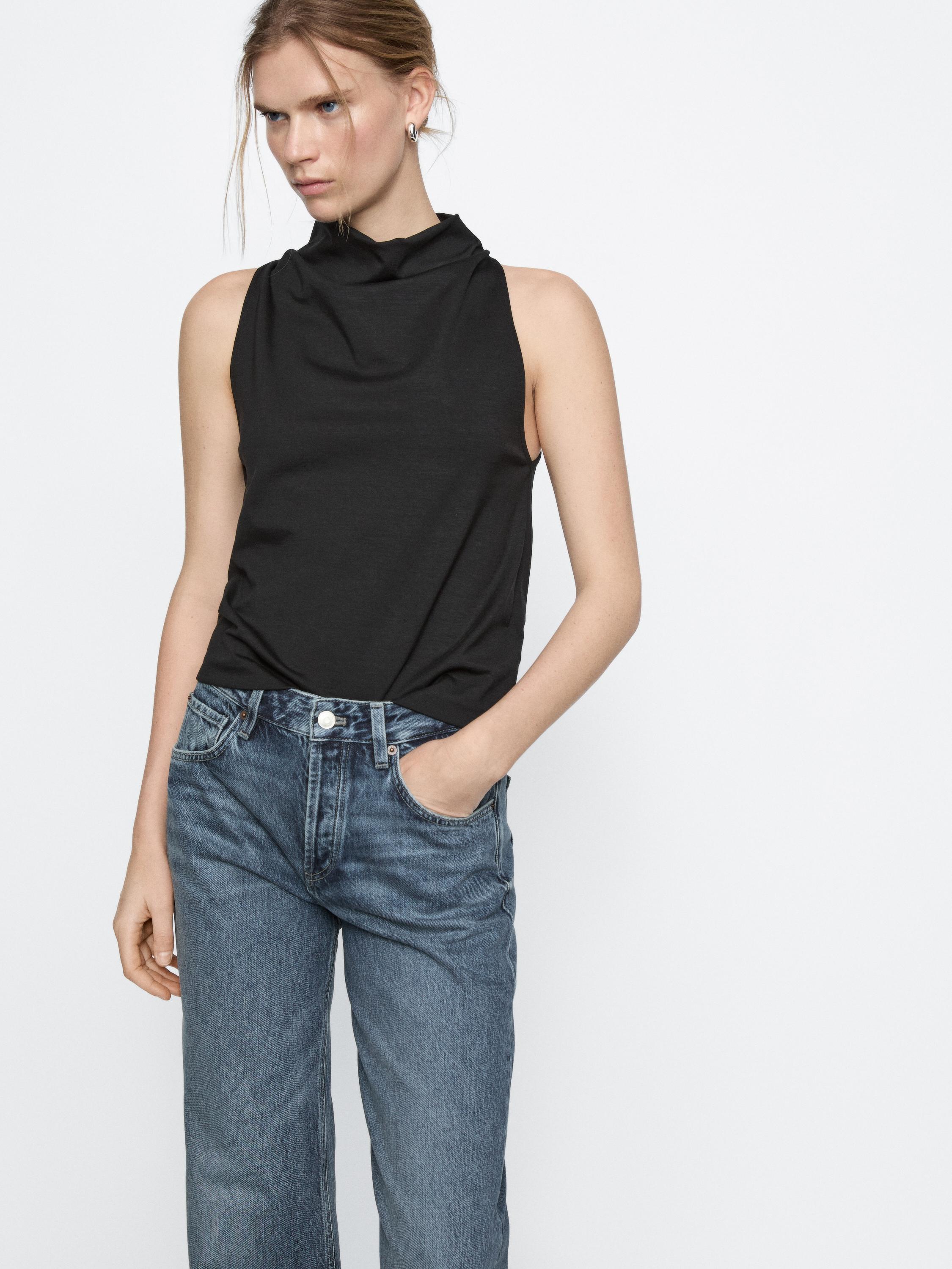 Mid-waist wide-leg jeans