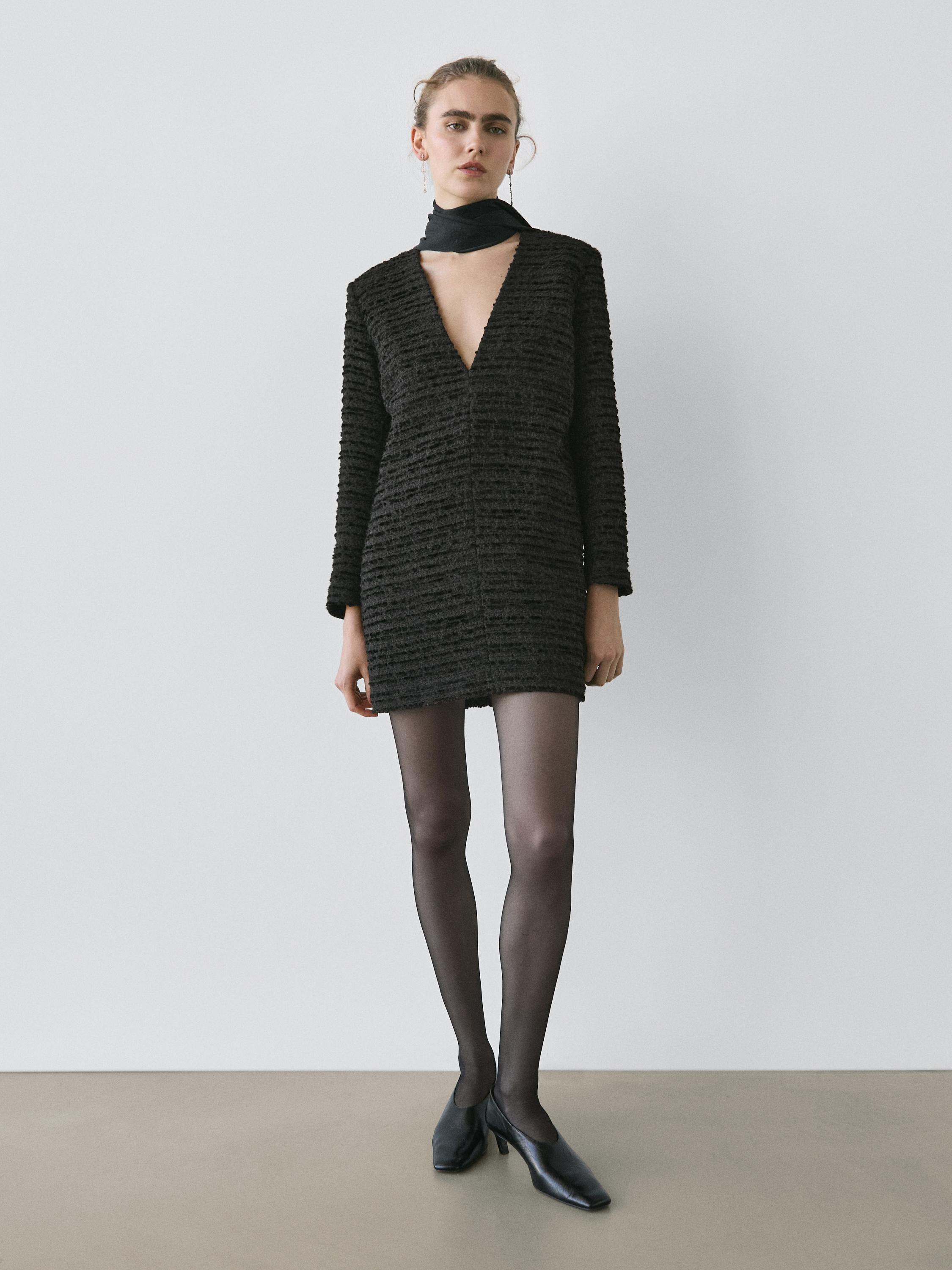Short V-neckline dress with tie detail - STUDIO — BLACK