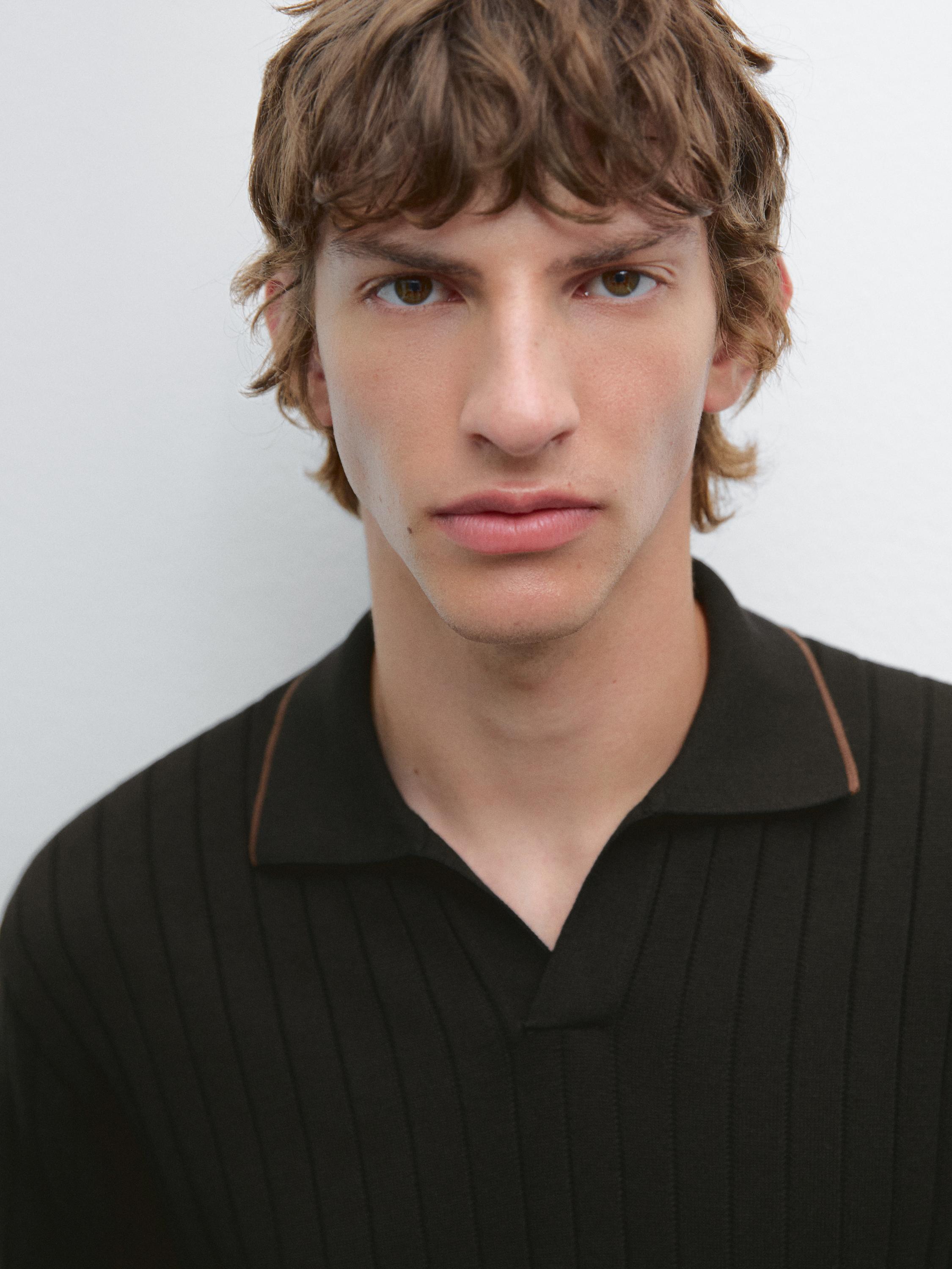Ribbed knit polo shirt