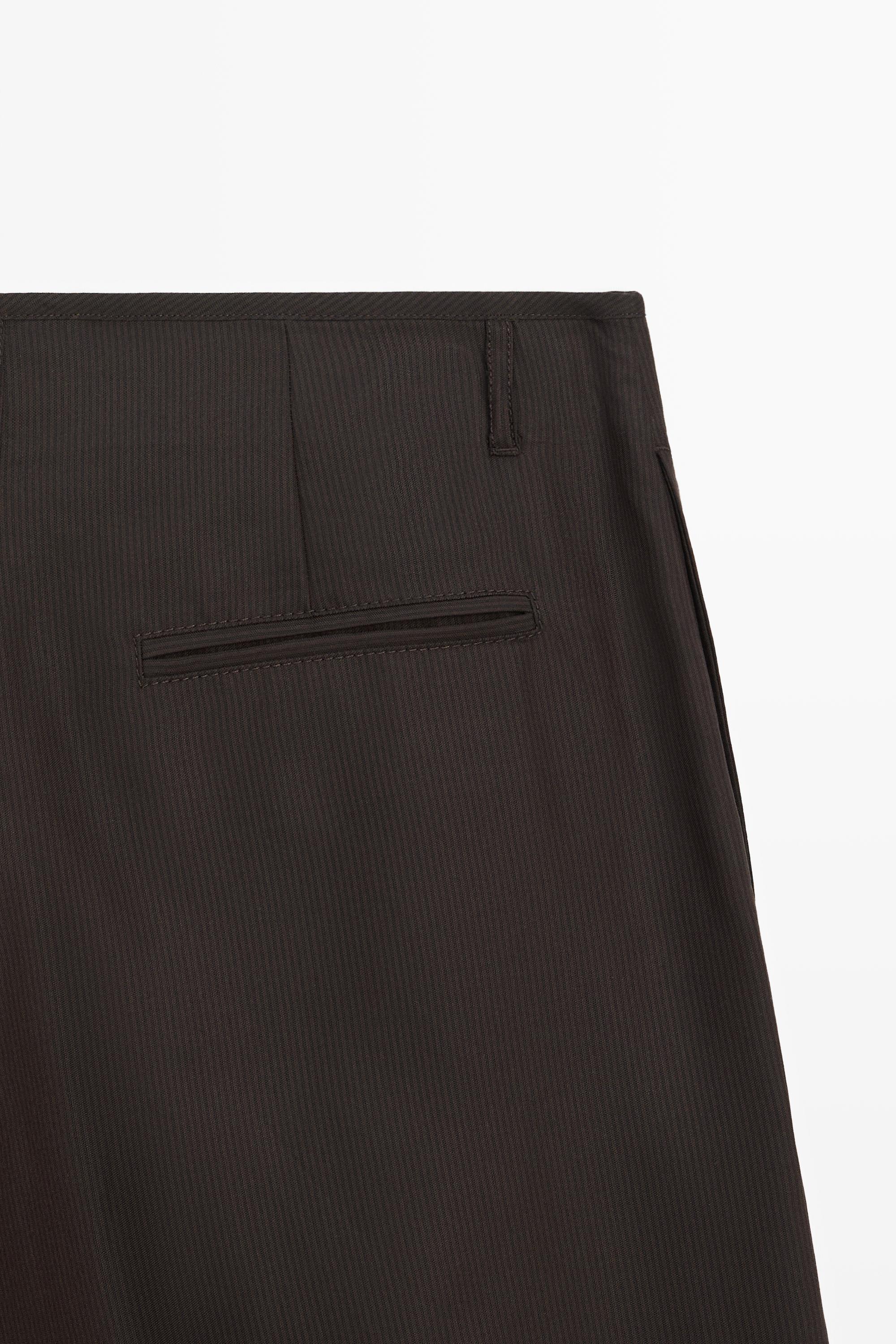 Long Bermuda shorts with striped detail — Chocolate