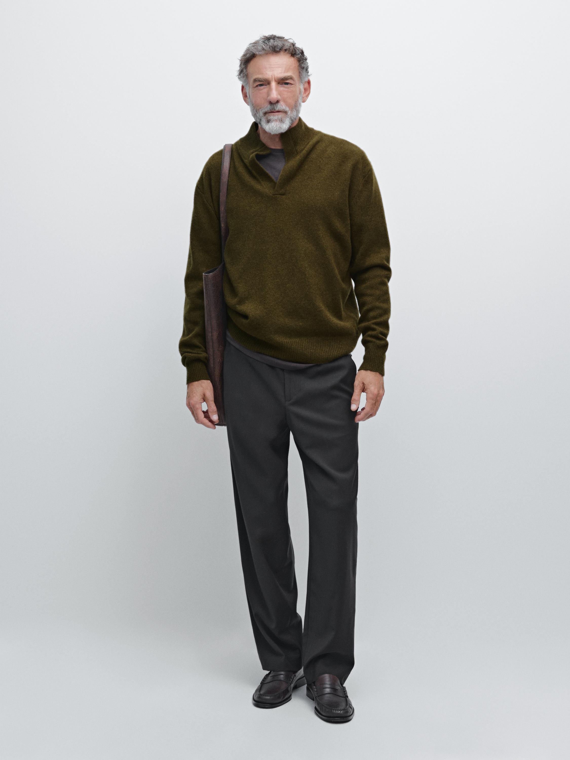 Mock neck knit sweater with V-neck · Khaki · Sweaters Massimo Dutti