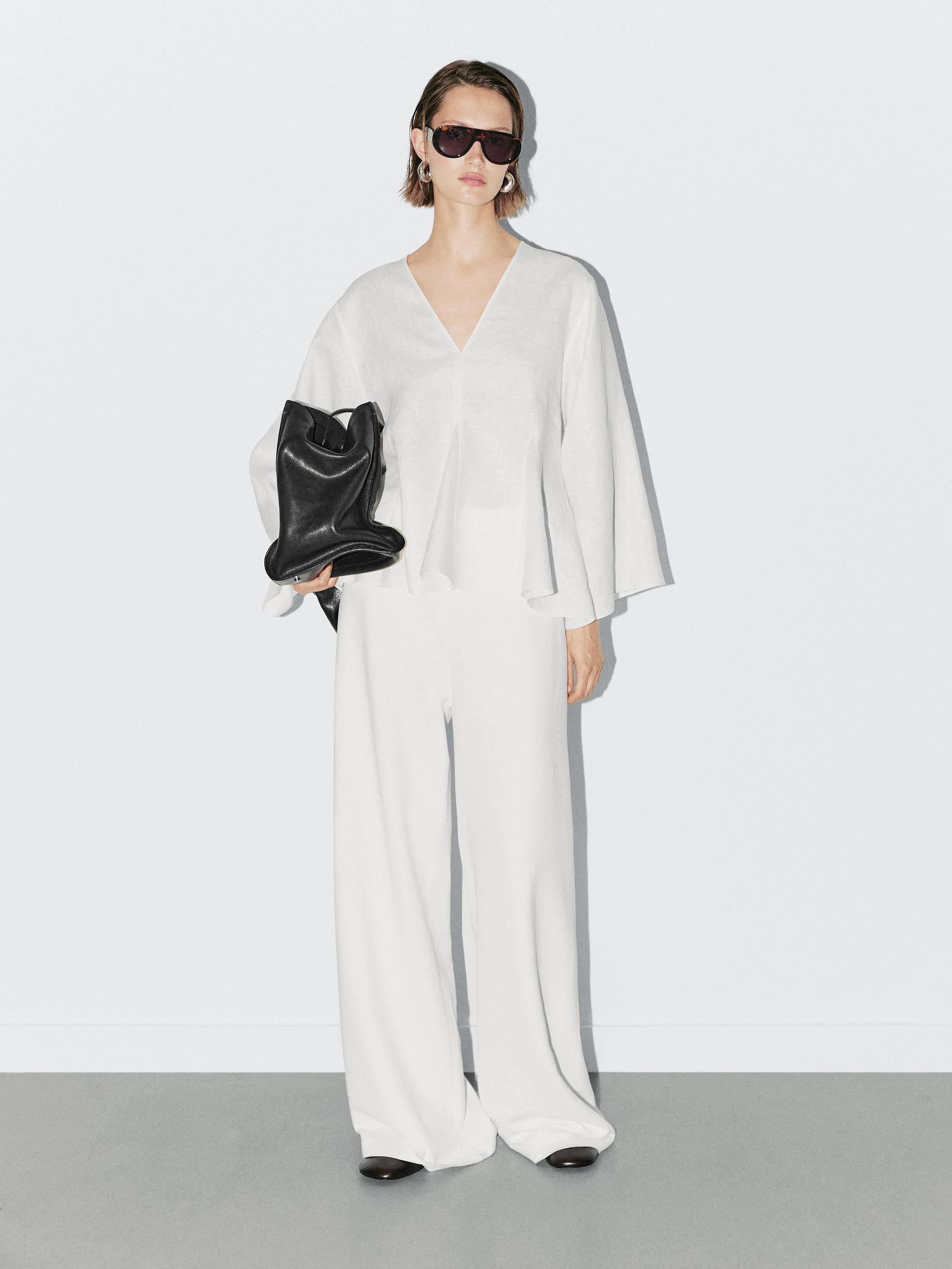 Blusa com pormenor de godé 100% linho - STUDIO