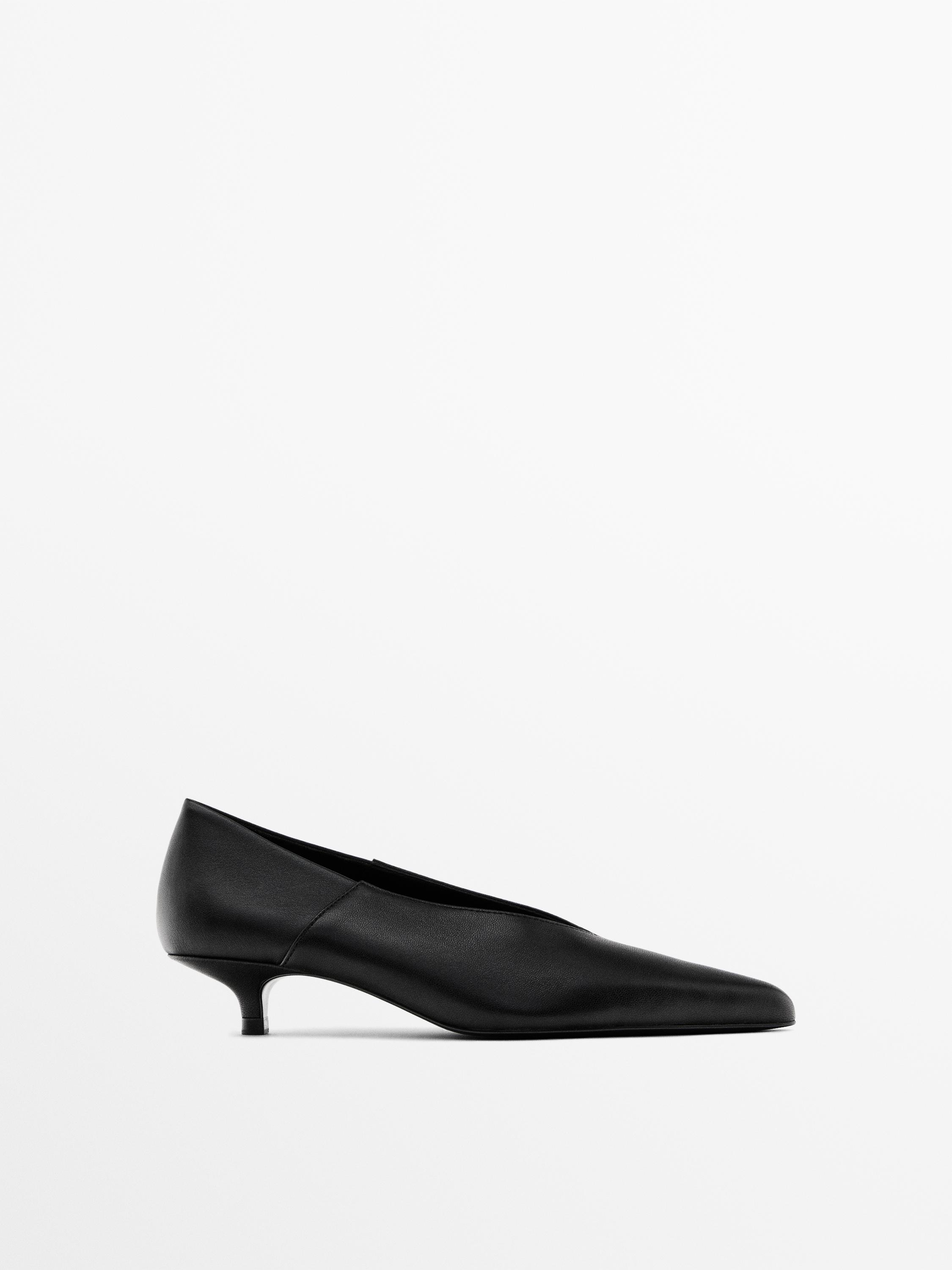 Soft nappa leather court shoes