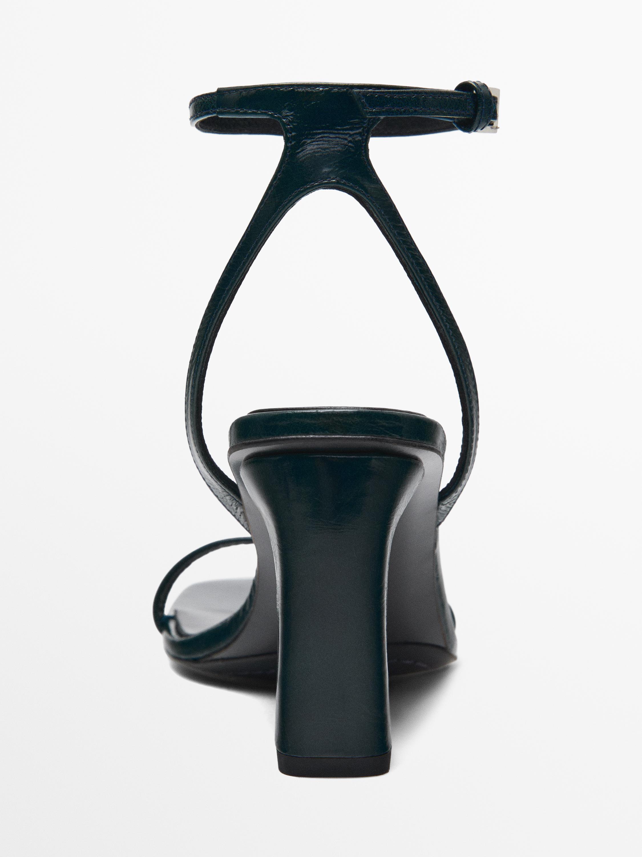 Absatzsandalen mit Riemchen – STUDIO