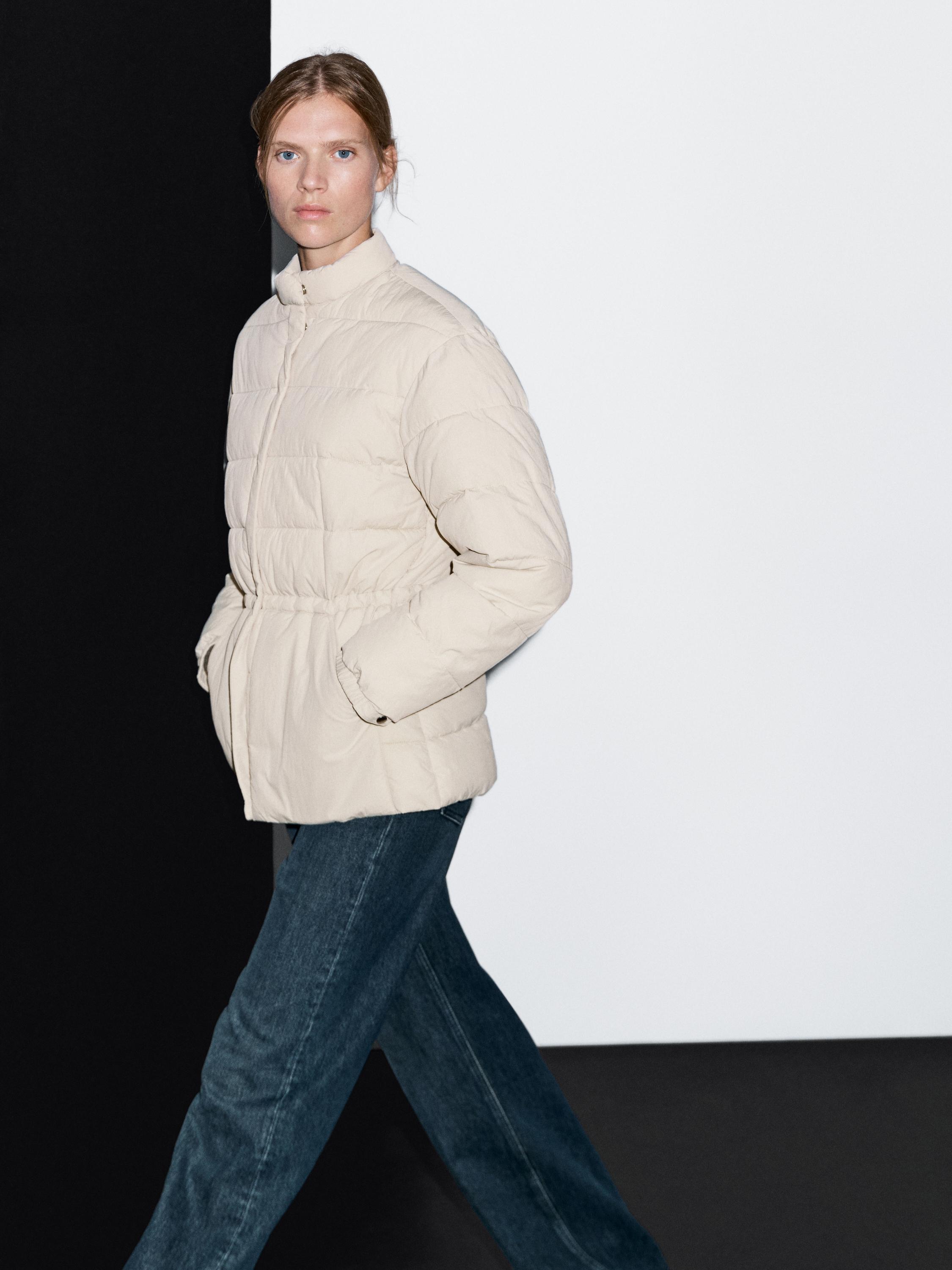 Puffer jacket with stand collar