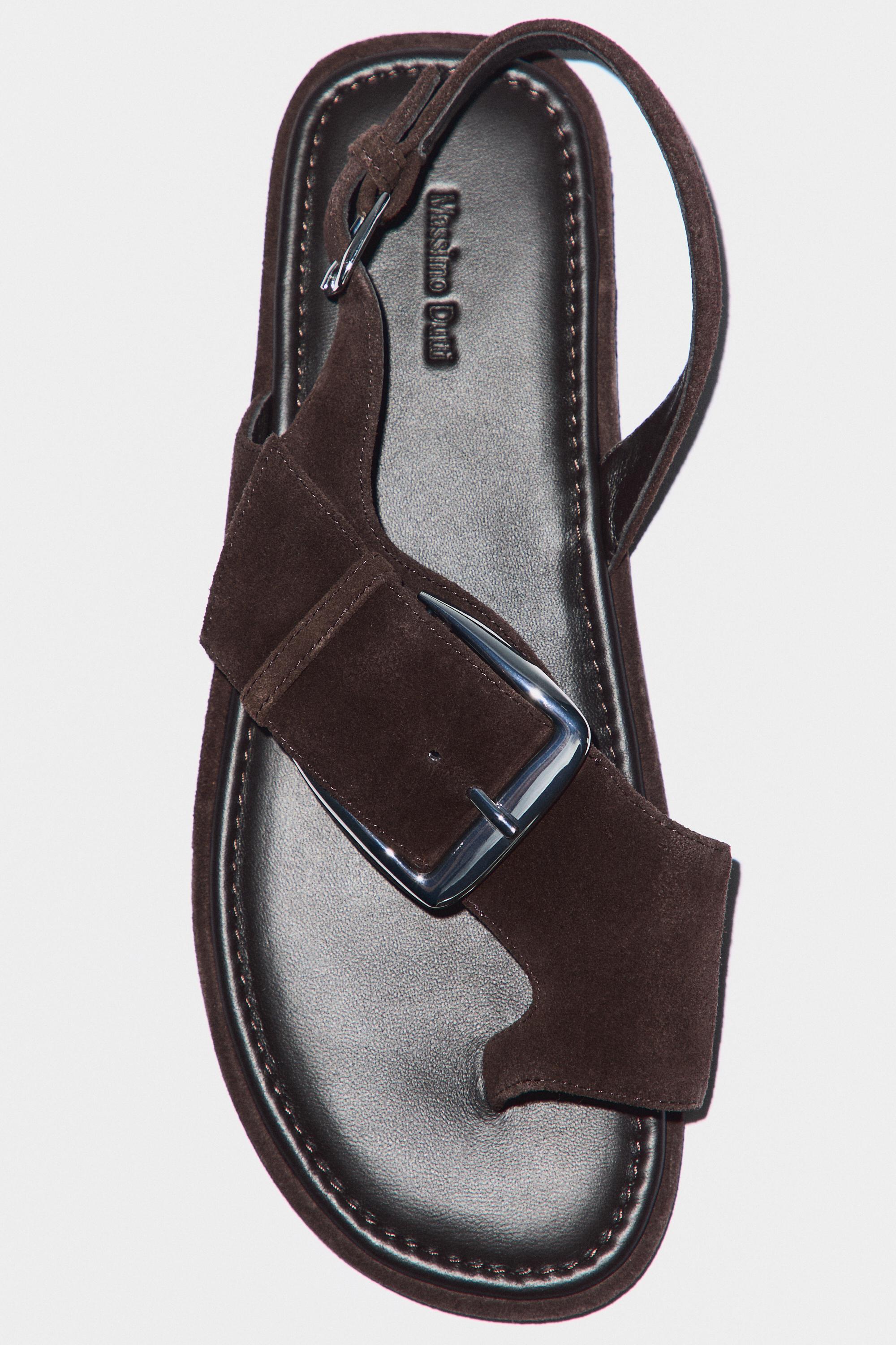 Flat slider sandals with buckle — BROWN