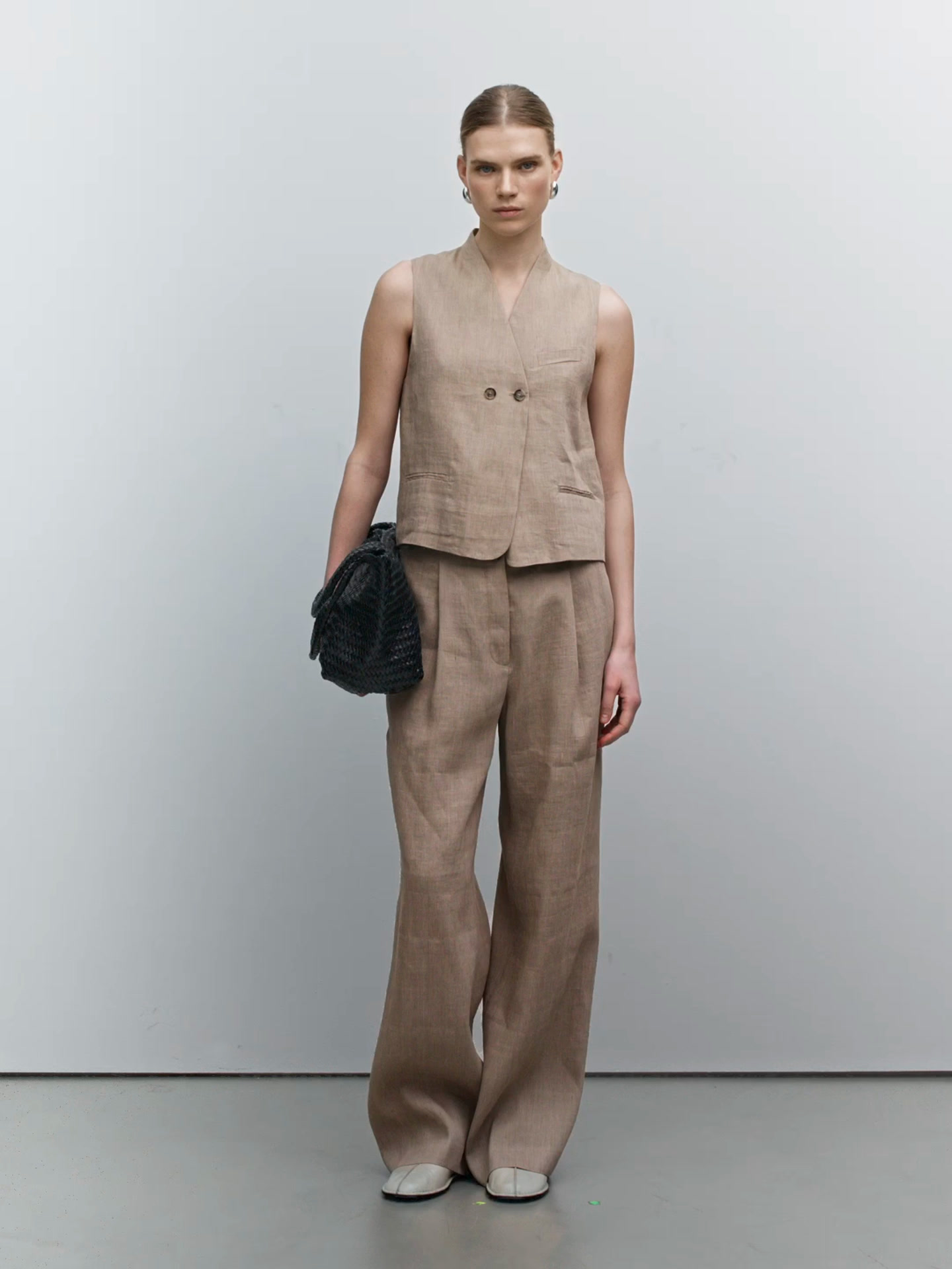 Linen blend multi-stripe waistcoat