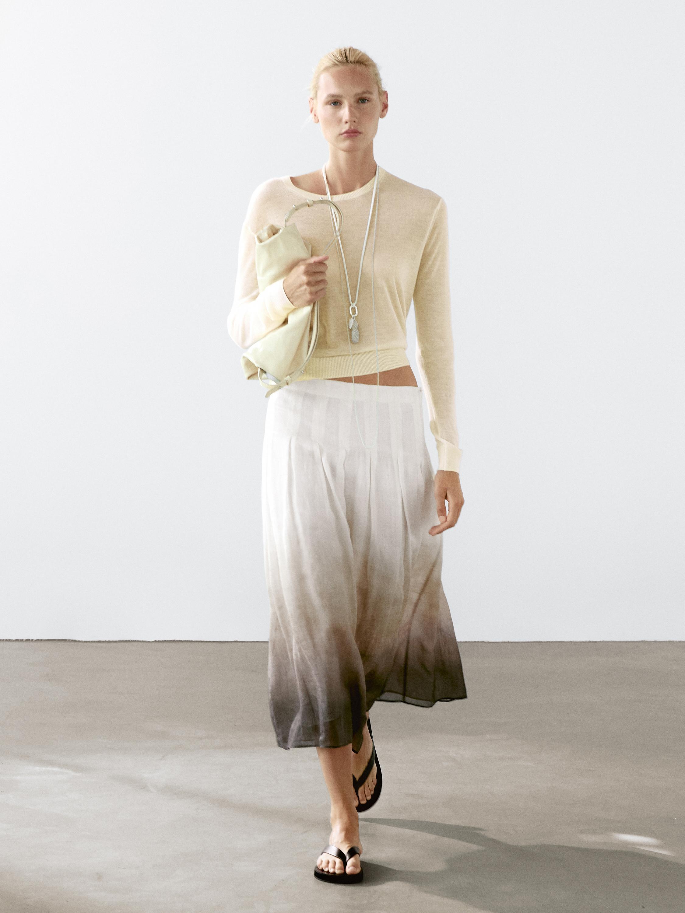 Rok midi lipit kotak motif ombré