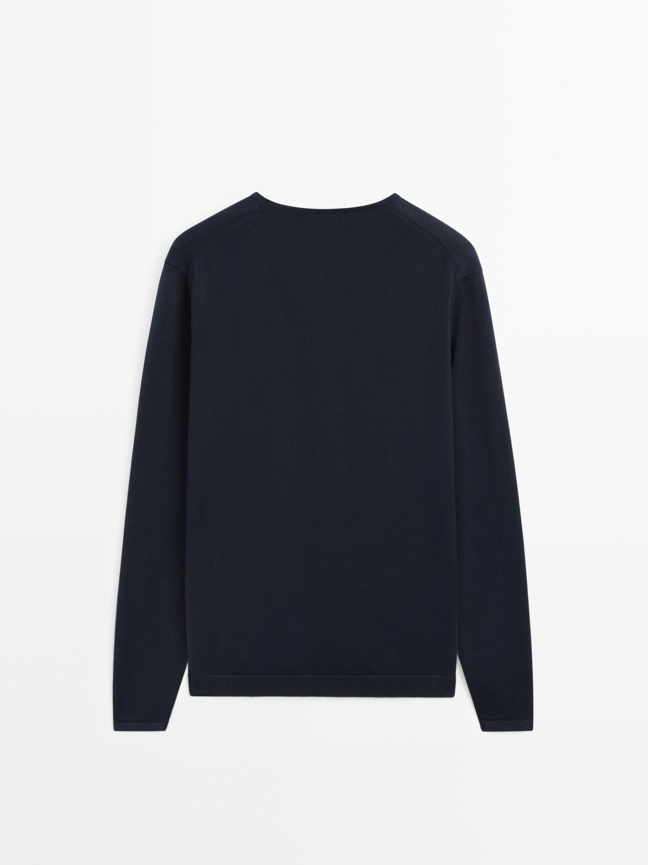 100% cotton fine knit sweater