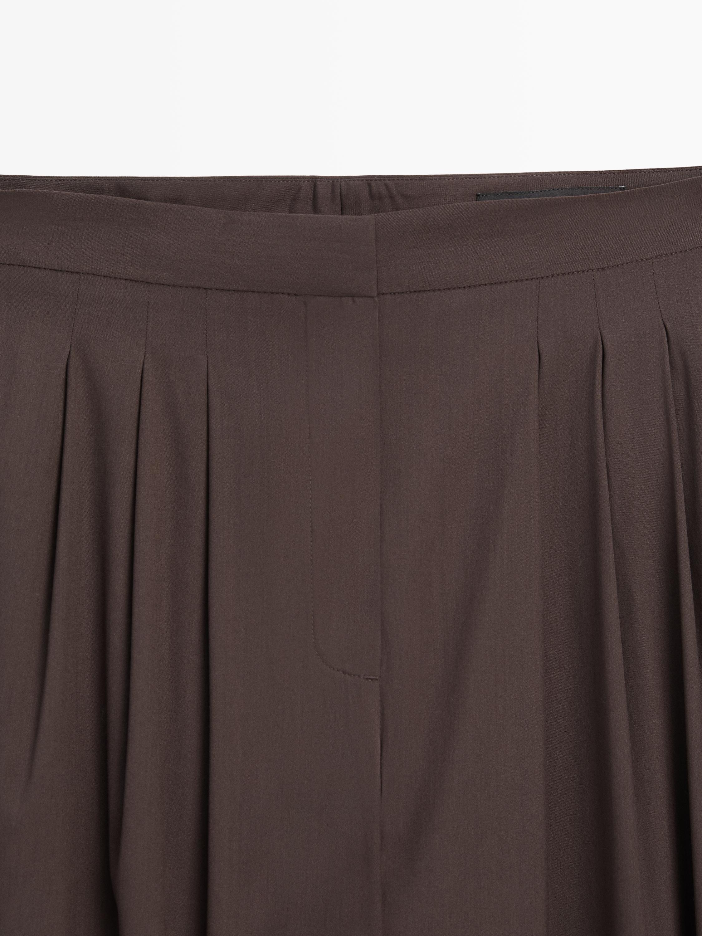 Wide-leg pleated trousers with side vents — Chocolate