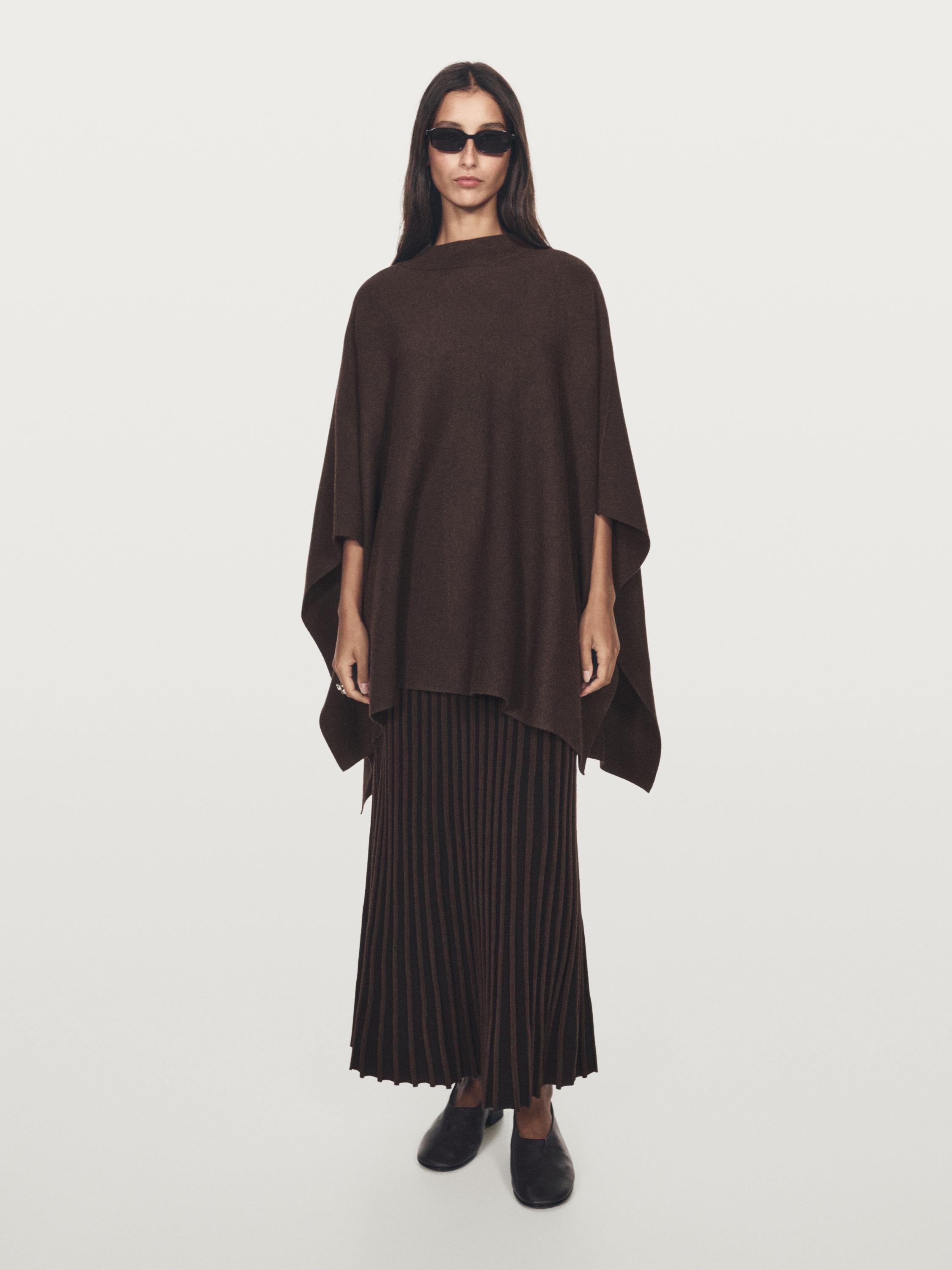 High neck knit Cape