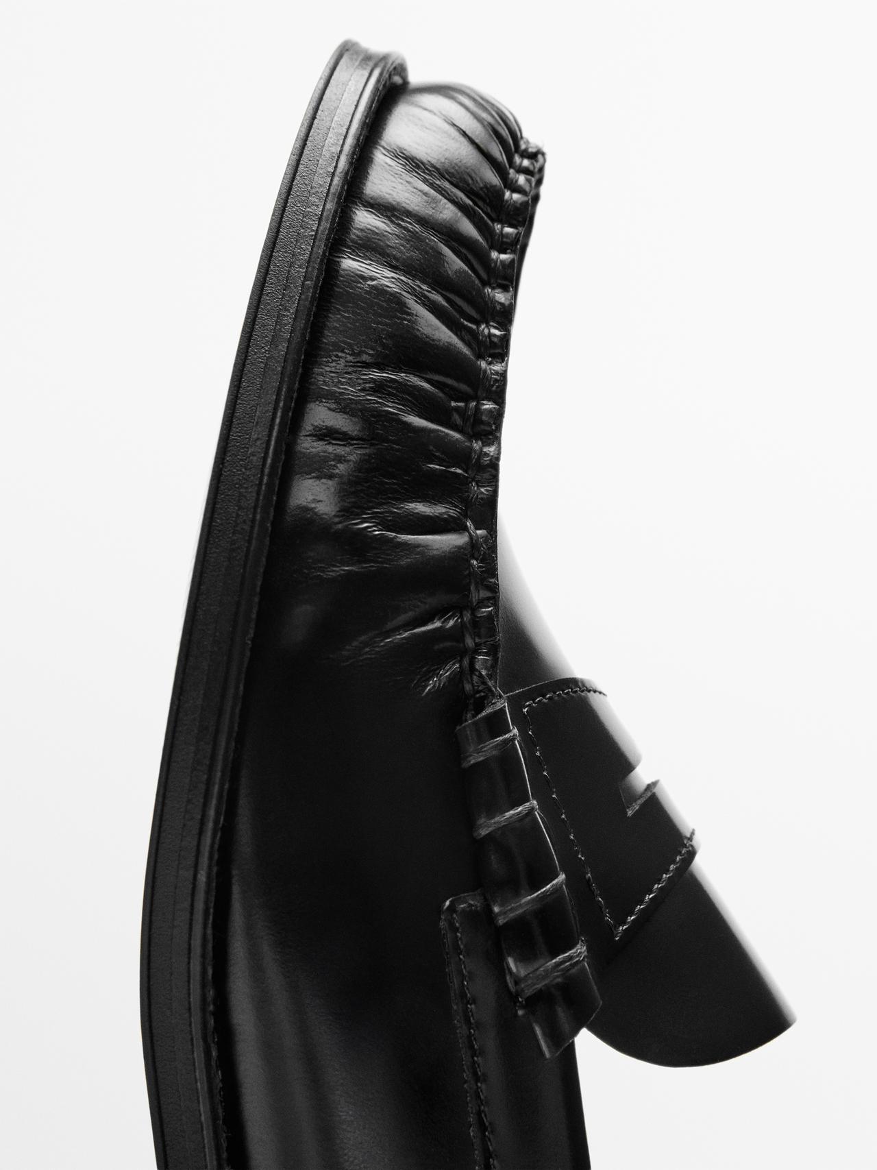Leather loafer — BLACK