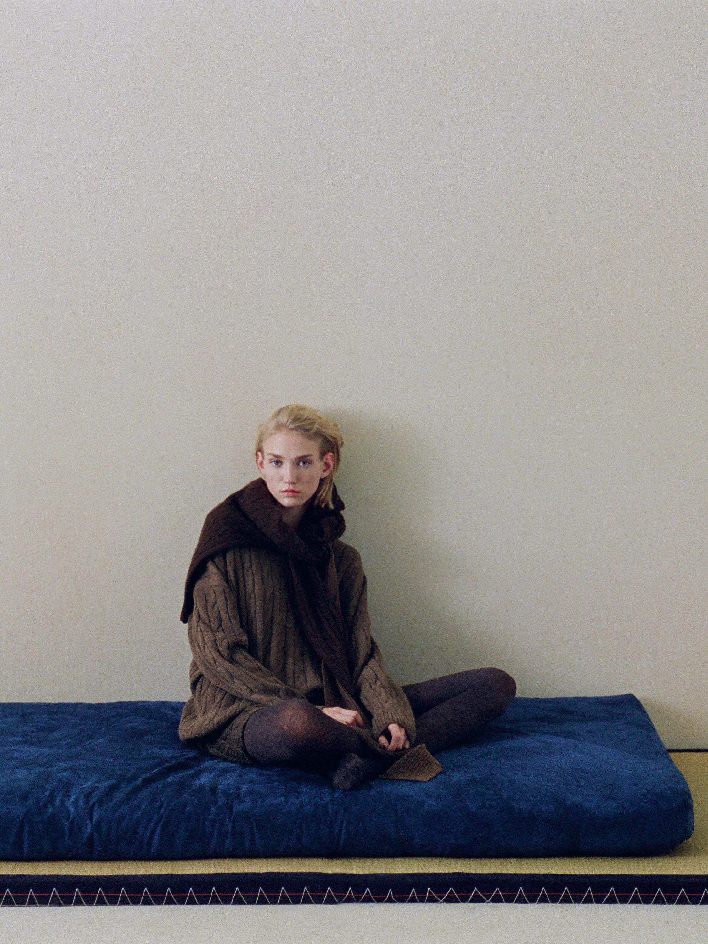 100% cashmere cable-knit sweater