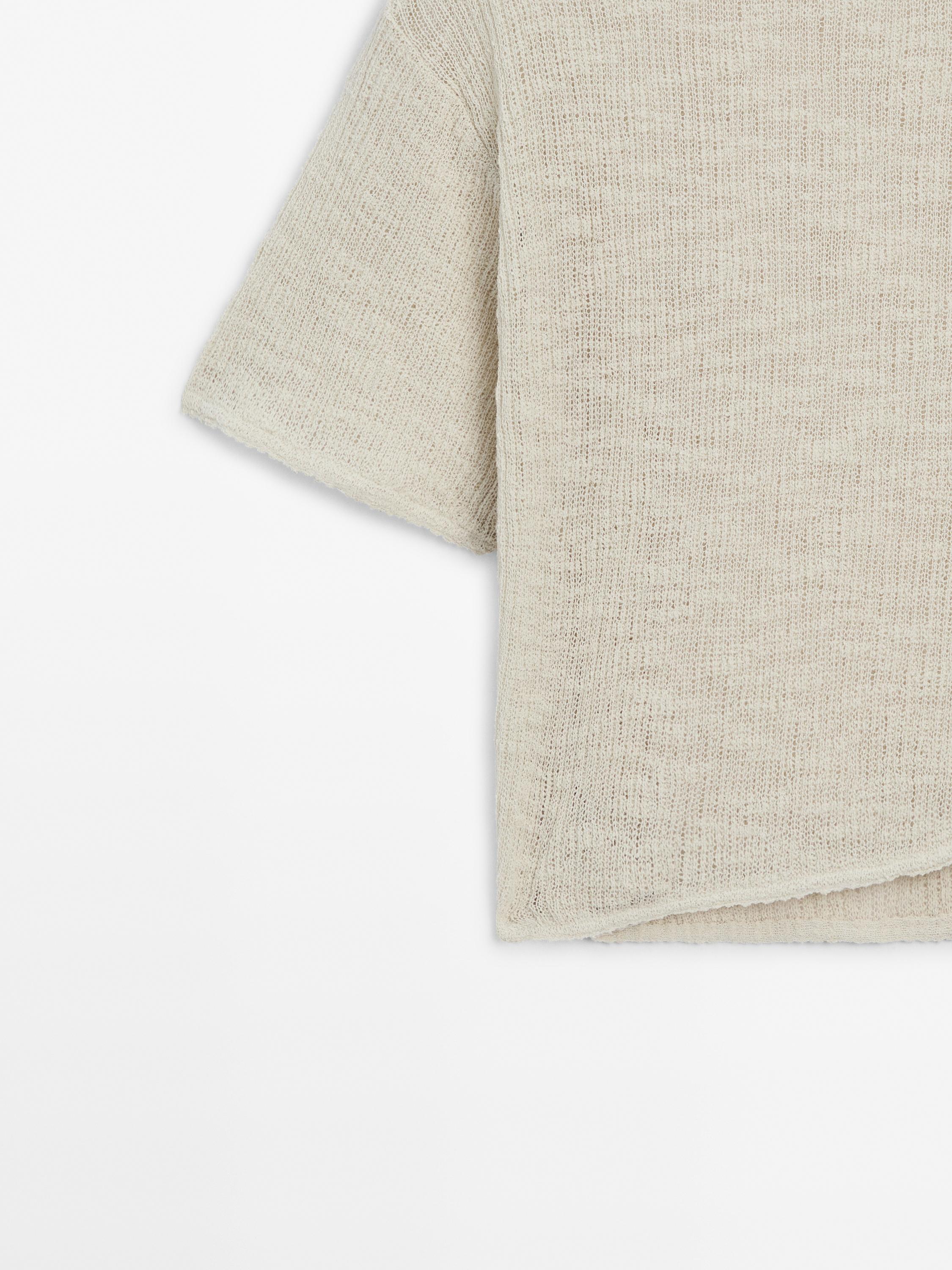 Ribbed short sleeve textured T-shirt