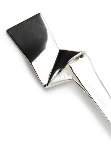Irregular brooch - LIMITED EDITION — SILVER 9