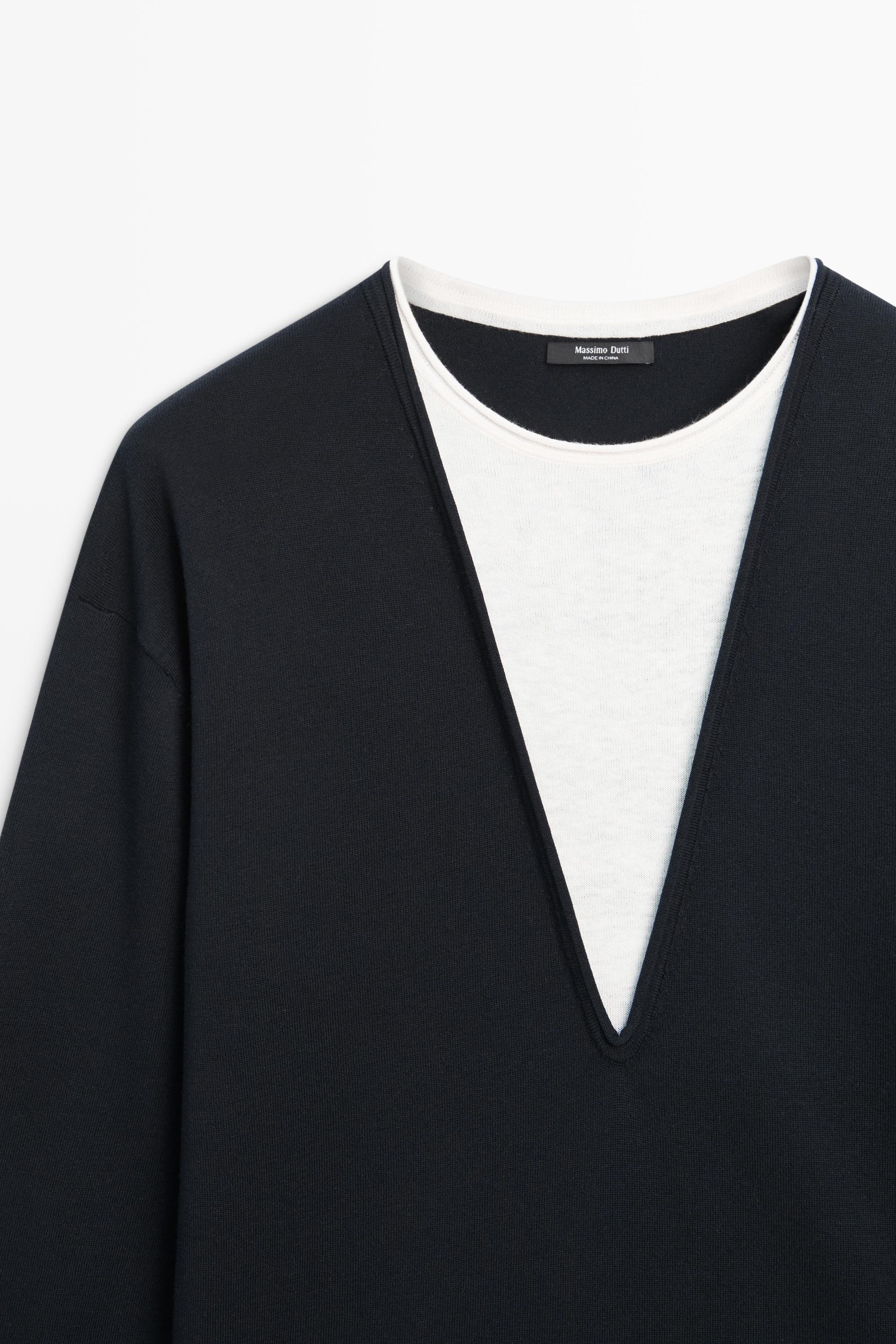 Cotton blend knit sweater with contrast fabric — NAVY BLUE