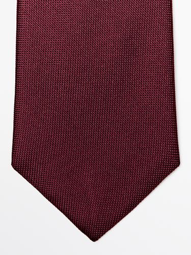 100% silk textured tie — MAROON 5