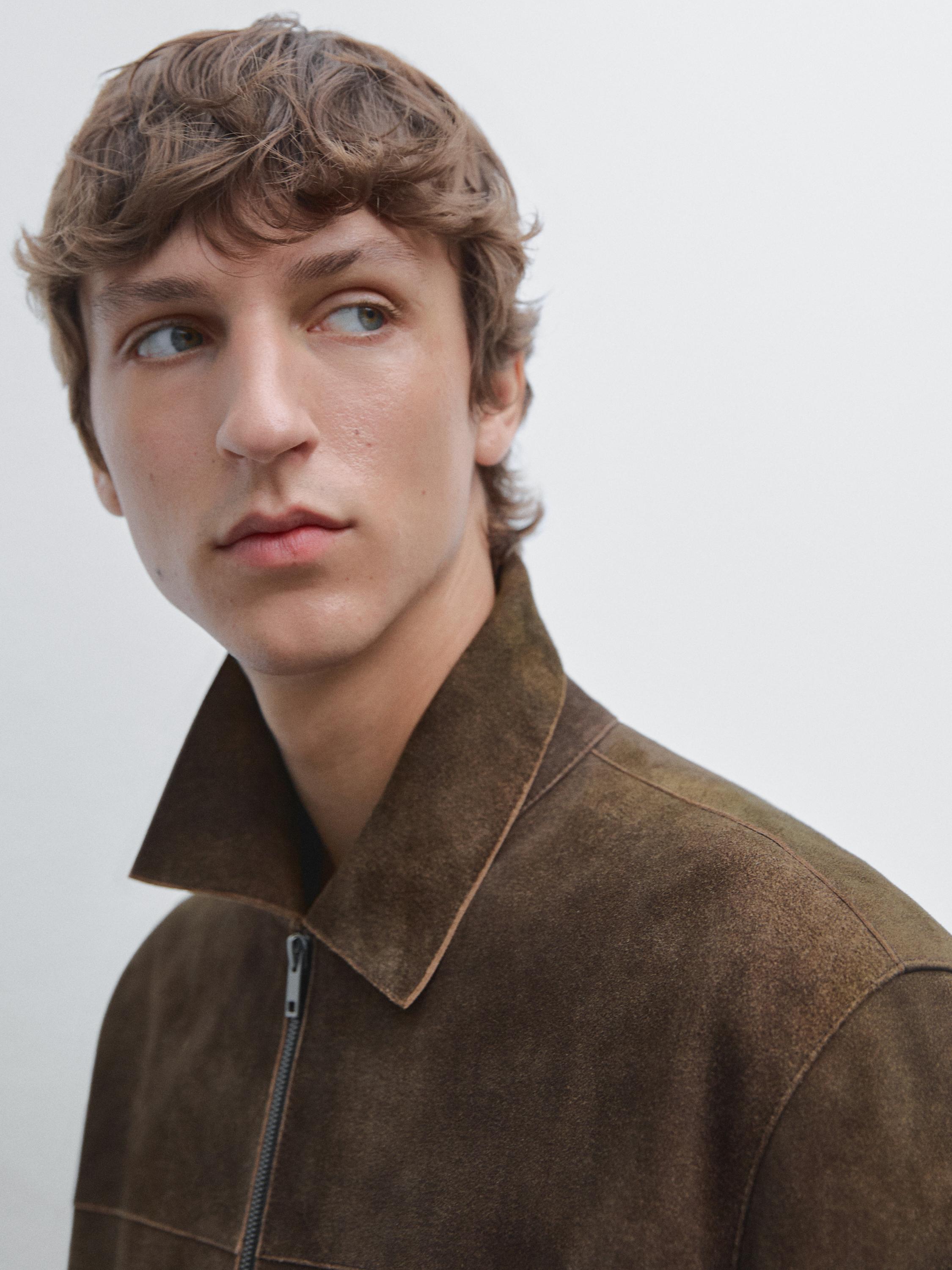 Geacă din piele întoarsă de caprine