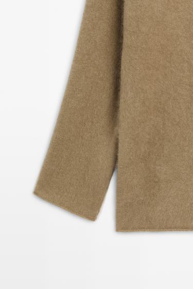 Oversize v-neck knit sweater — Olive 7