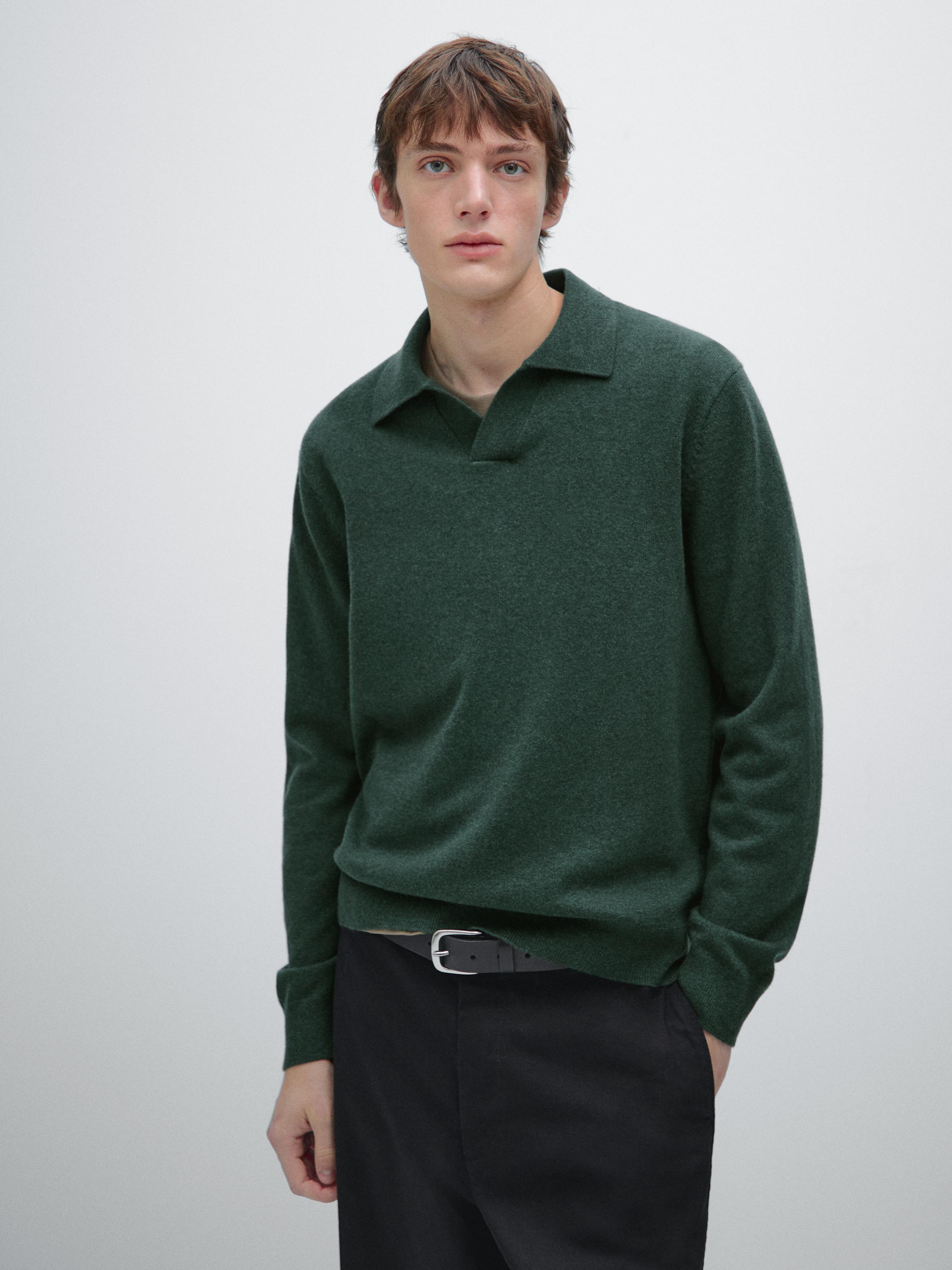 100% wool V-neck knit polo sweater