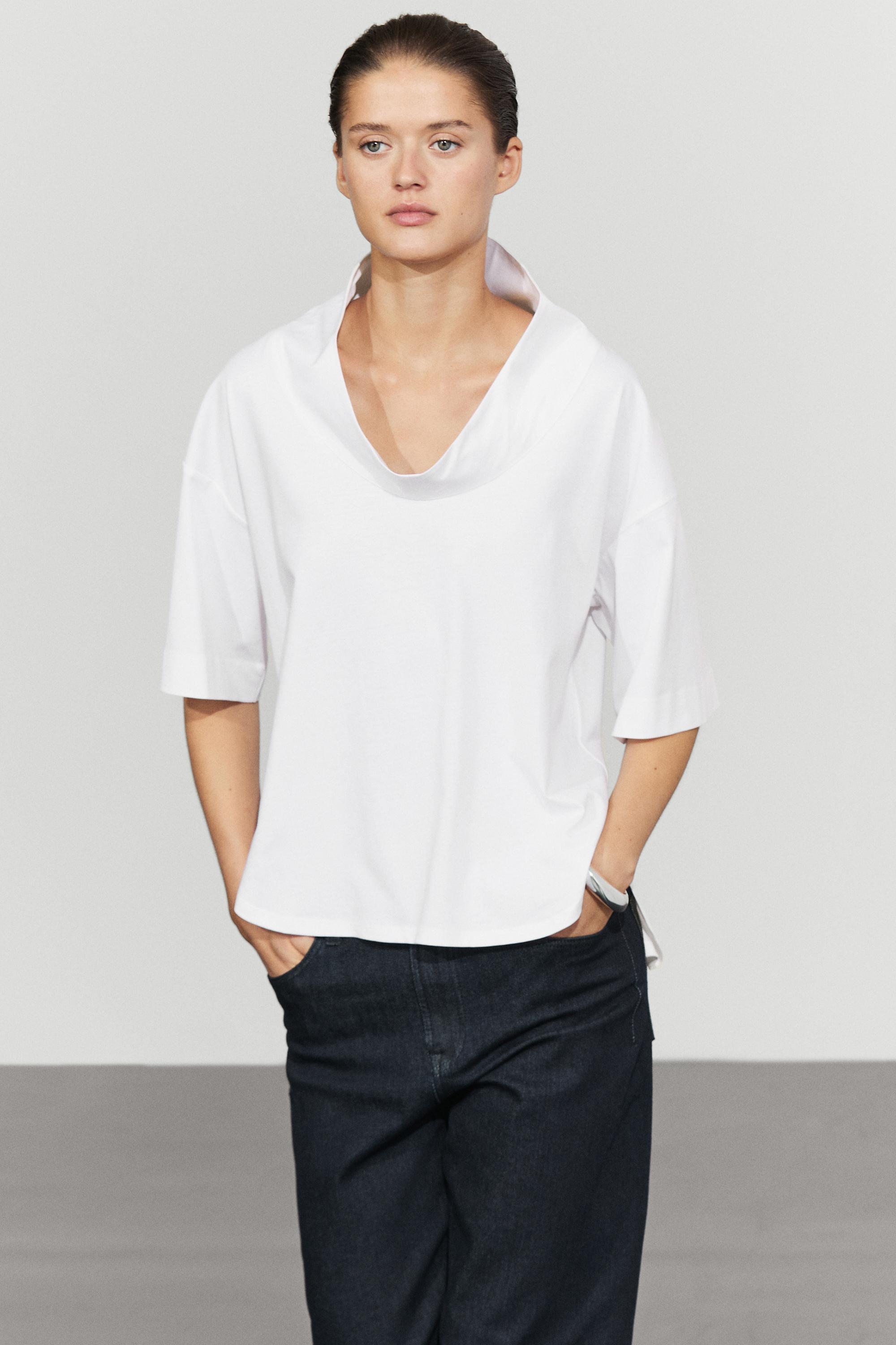 Short sleeve cotton blouse with open neck